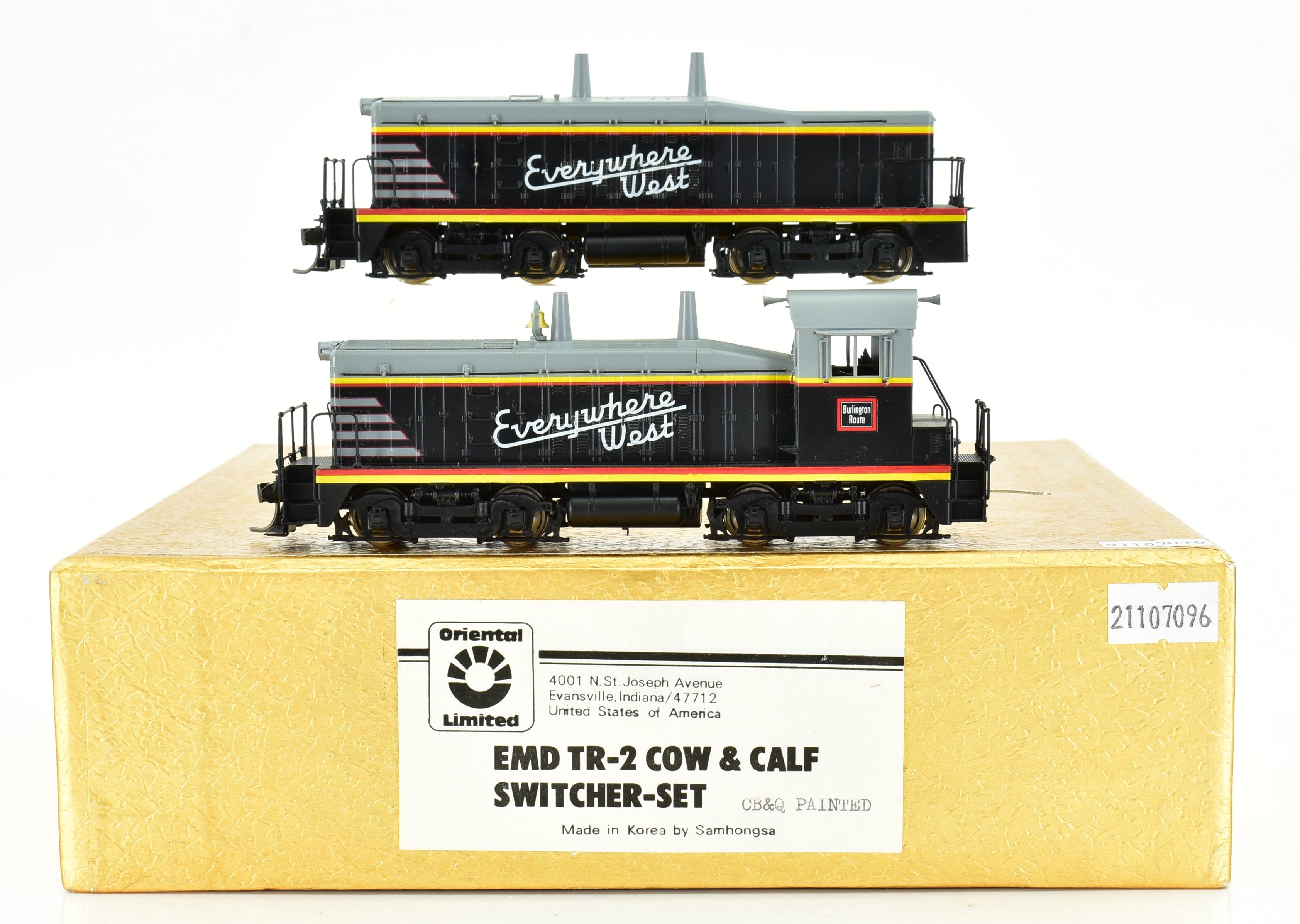HO Scale Brass Oriental Limited CB&Q Burlington Route EMD TR-2 Cow and Calf Switcher Set