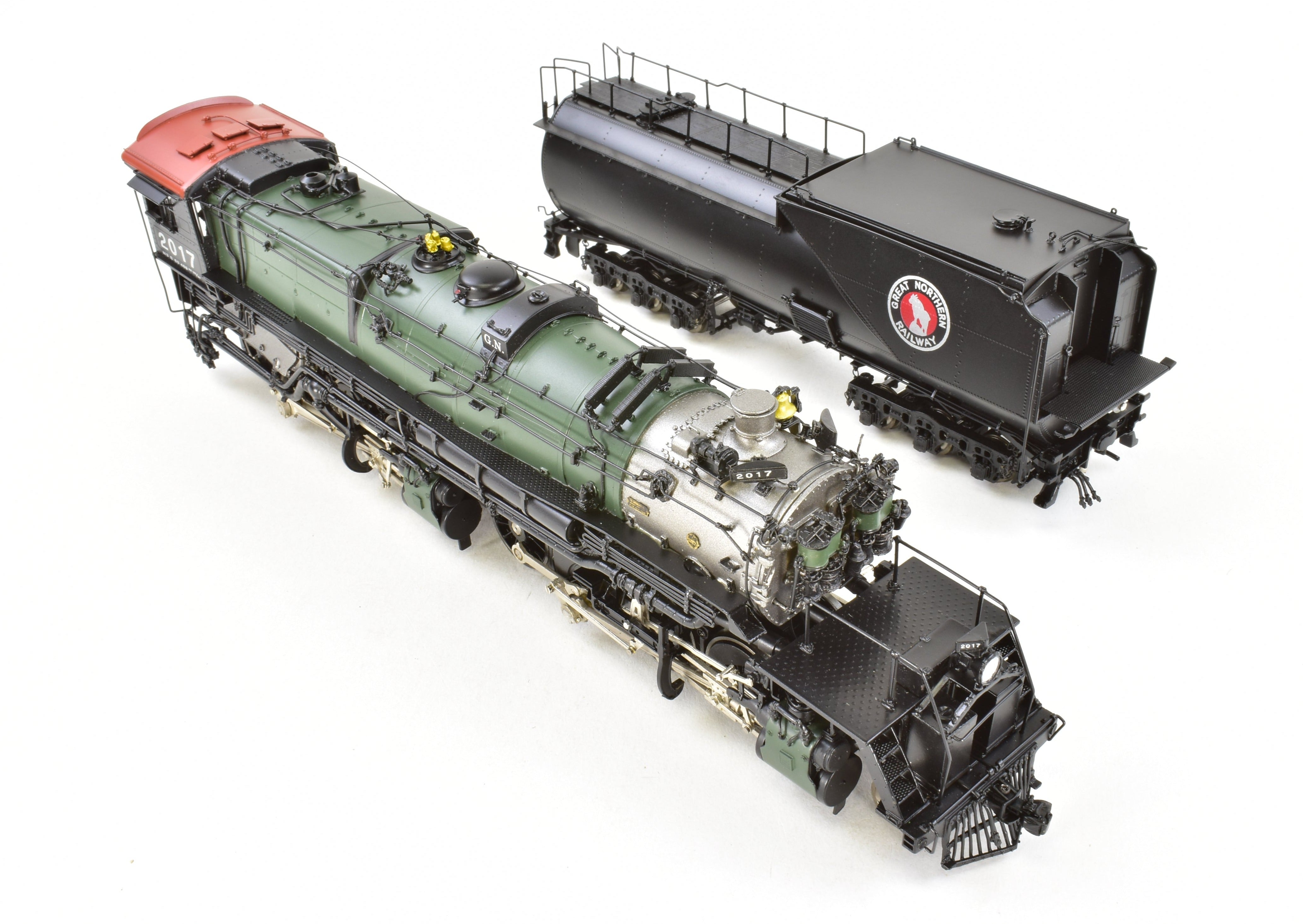HO Scale Brass Model Train by Precision Scale Co. - Great Northern Class N - 3 2 - 8 - 8 - 0 FP in Glacier Park Scheme