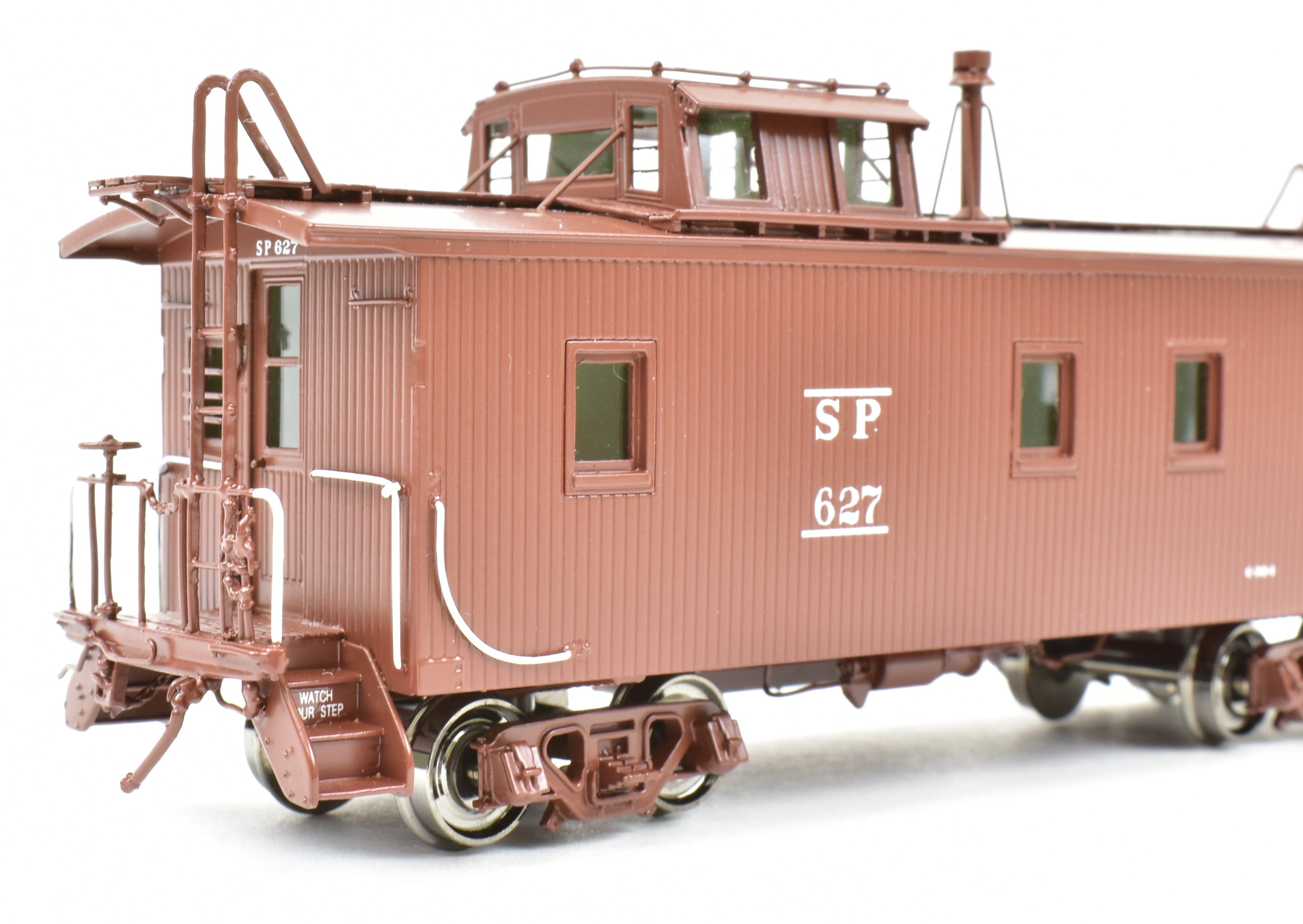 HO Scale Brass CIL - Challenger Imports SP - Southern Pacific Wood Side Caboose with Slant Side Cupola, Class C - 30 - 1, Freight Passenger No. 627 Model Train