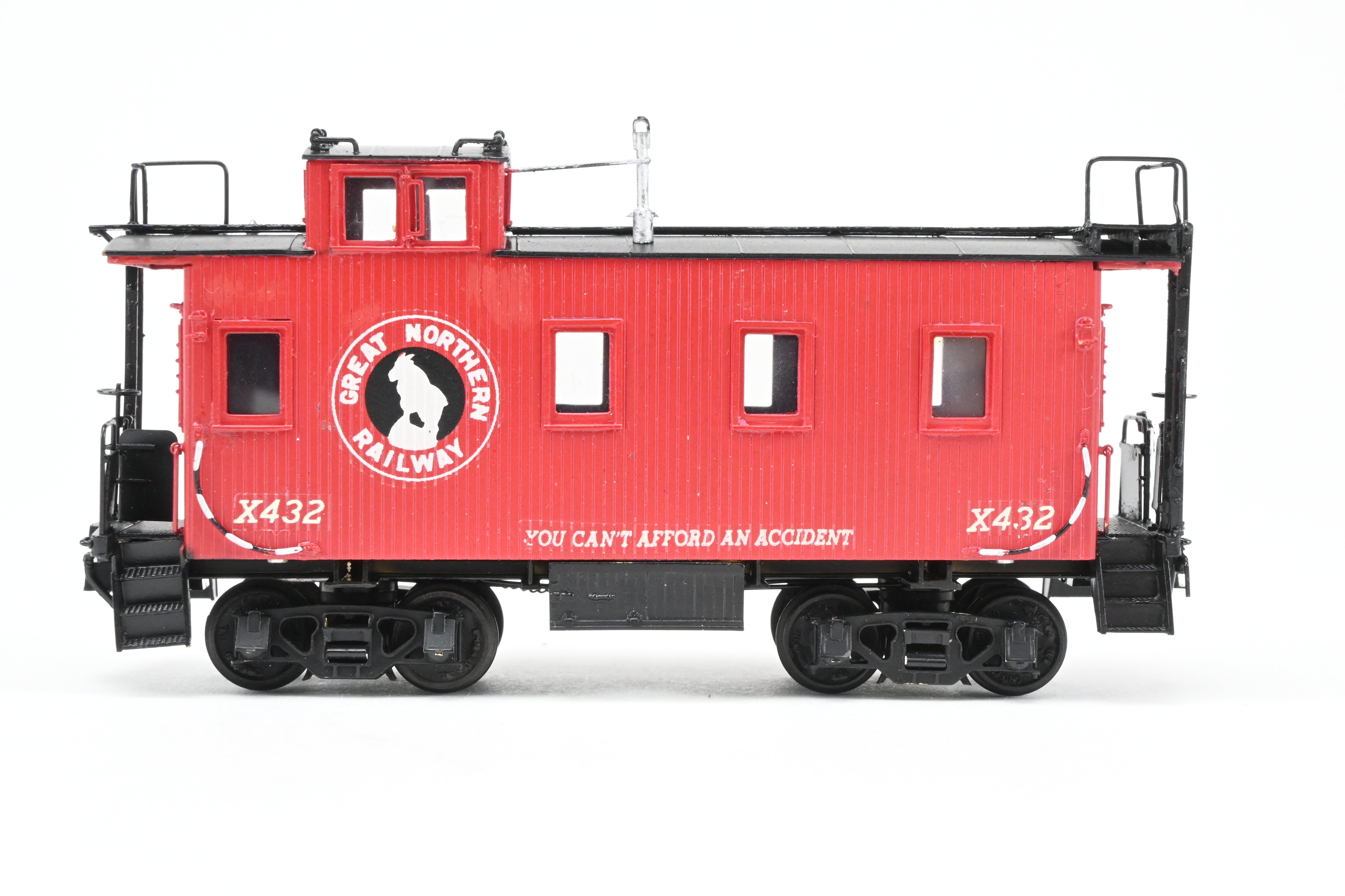 HO Scale Brass Model of Great Northern Wood Caboose X337/X432 with Standard Window - Collector's Edition FP #X432 from Beaver Creek Model Co.