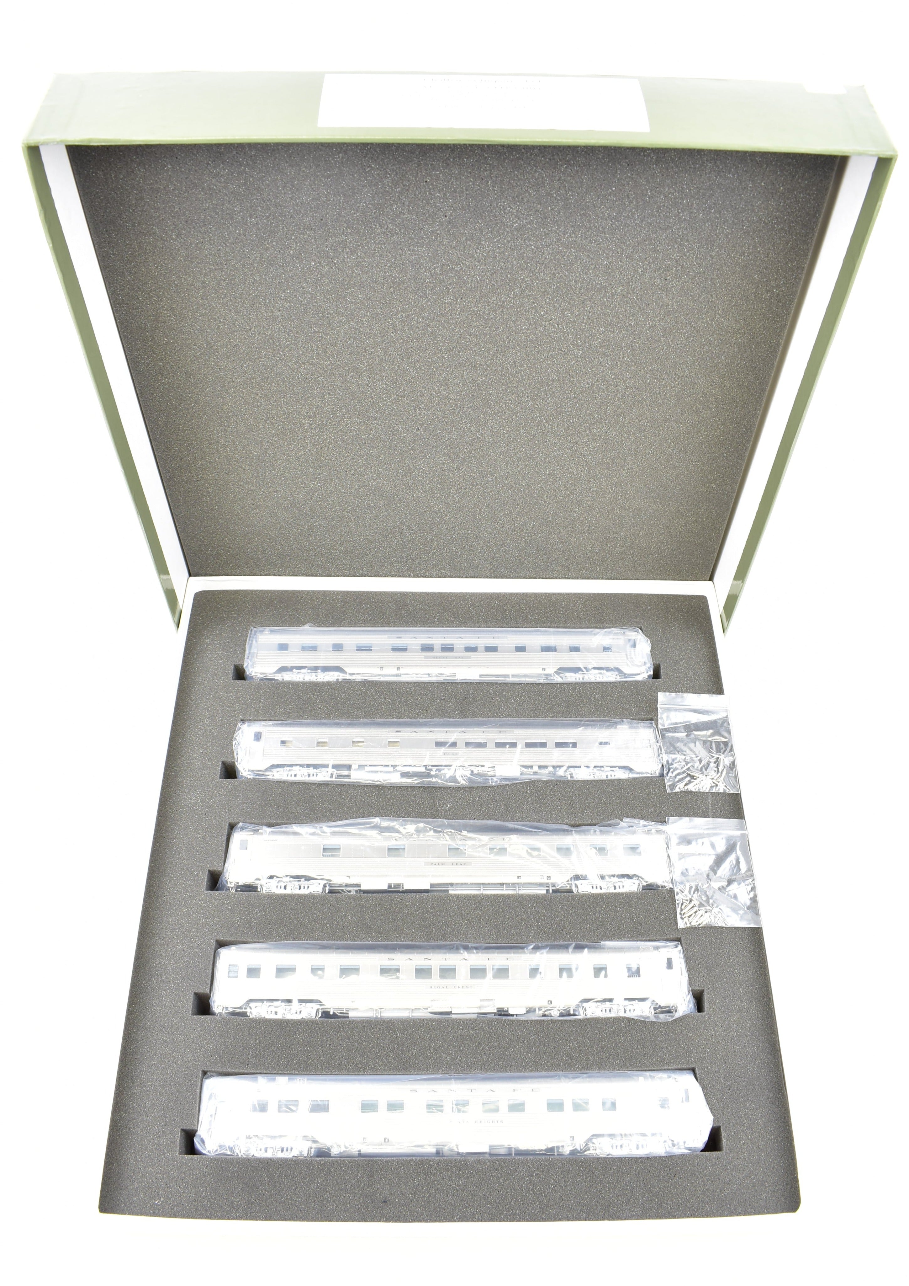High - Quality HO Scale Brass Train Car Set - Challenger Imports ATSF - Santa Fe 1951 Super Chief 10 - Car Collection