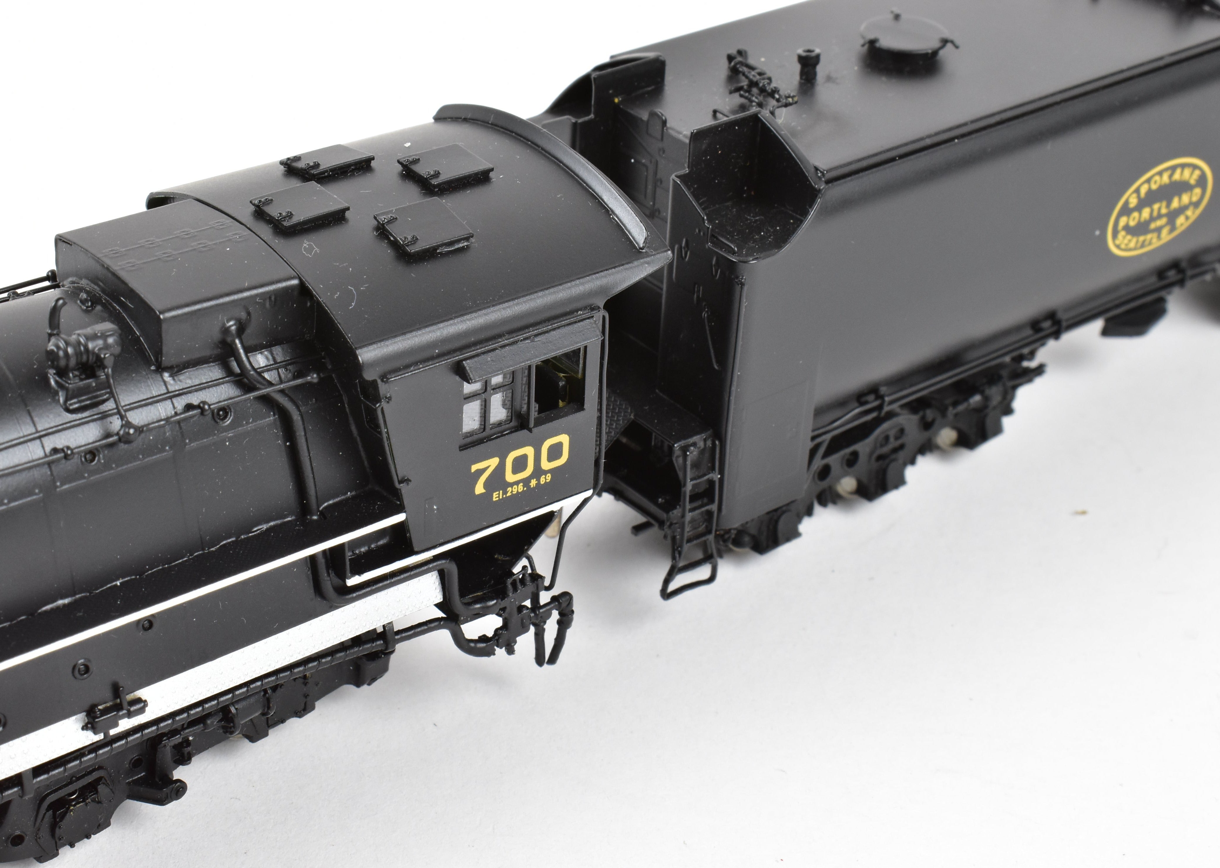 Sunset Models HO Brass SP&S E-1 4-8-4 FP #700 with QSI DCC & Sound