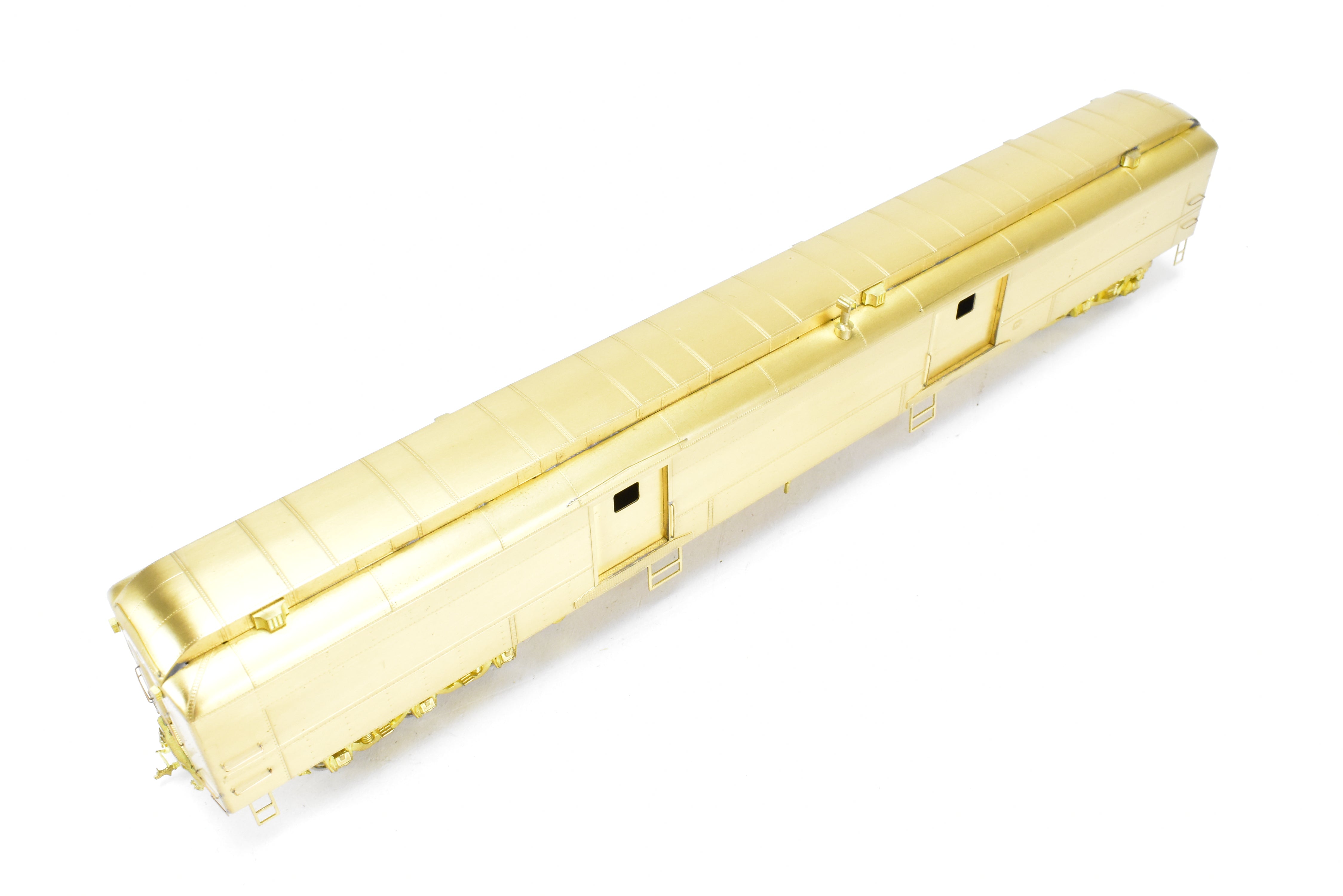HO Scale Brass Cascade Models GN - Great Northern Modernized Baggage Car with Round Ends and Steel Doors (Numbers #475 - #486)