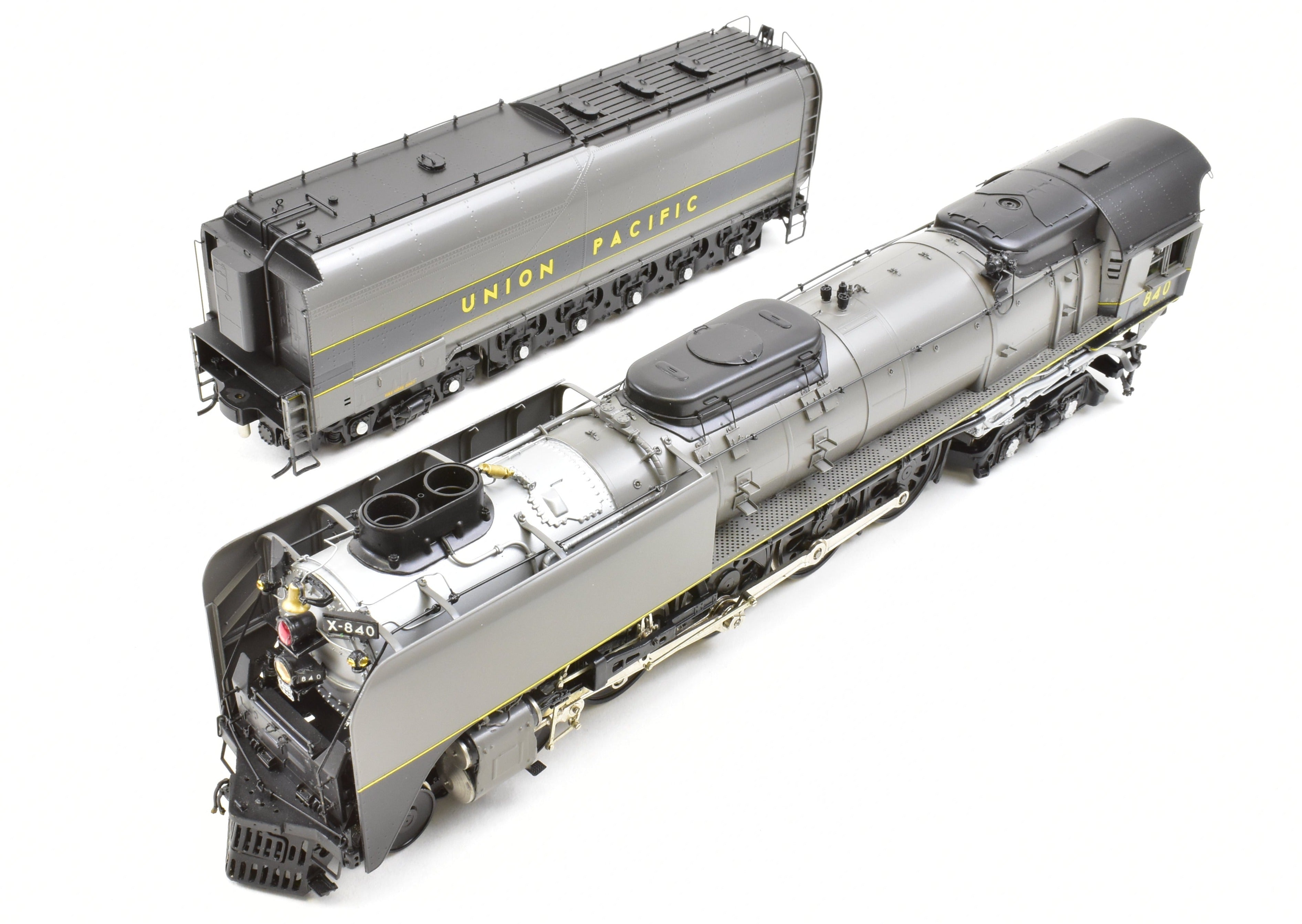 Overland Models Union Pacific FEF - 3 4 - 8 - 4 S Brass Factory Painted No. 840 TTG