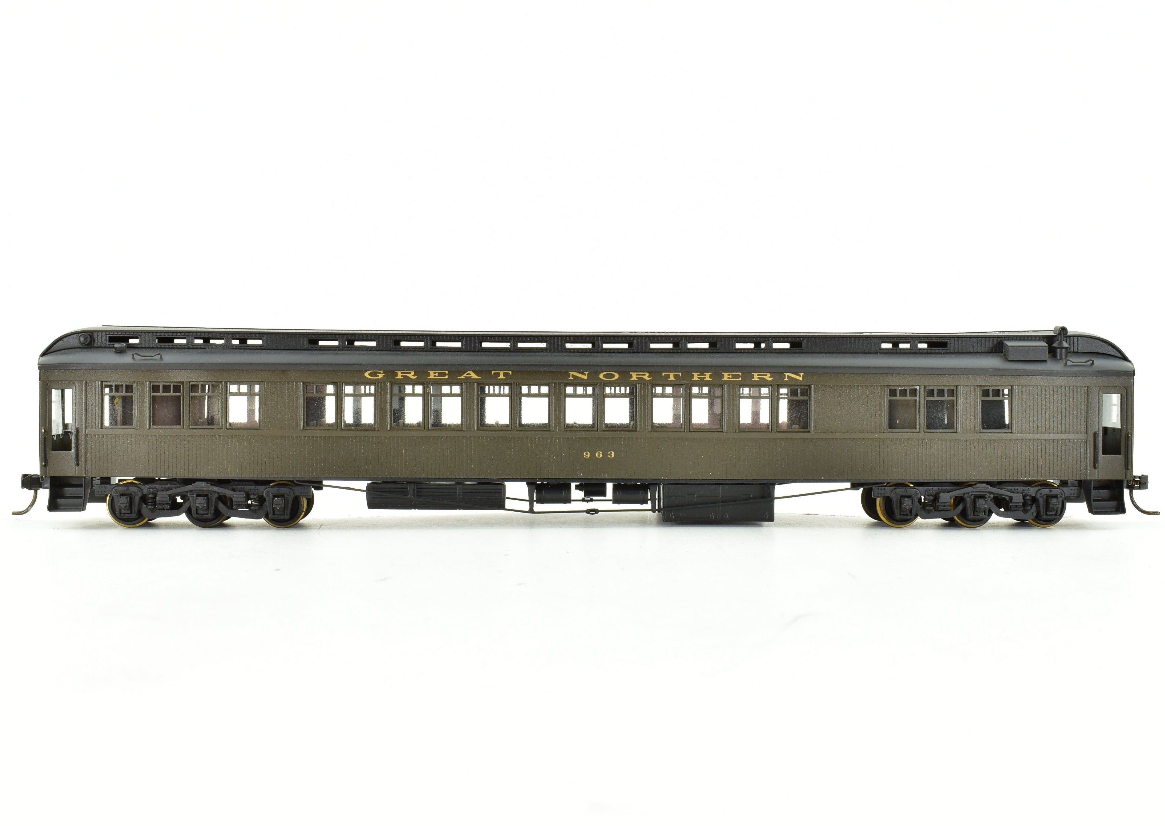 HO Scale Brass PFM Van Hobbies Canadian Pacific Railway Kettle Valley Wood Passenger Sleeper Model with Painted GN Finish and No Original Box