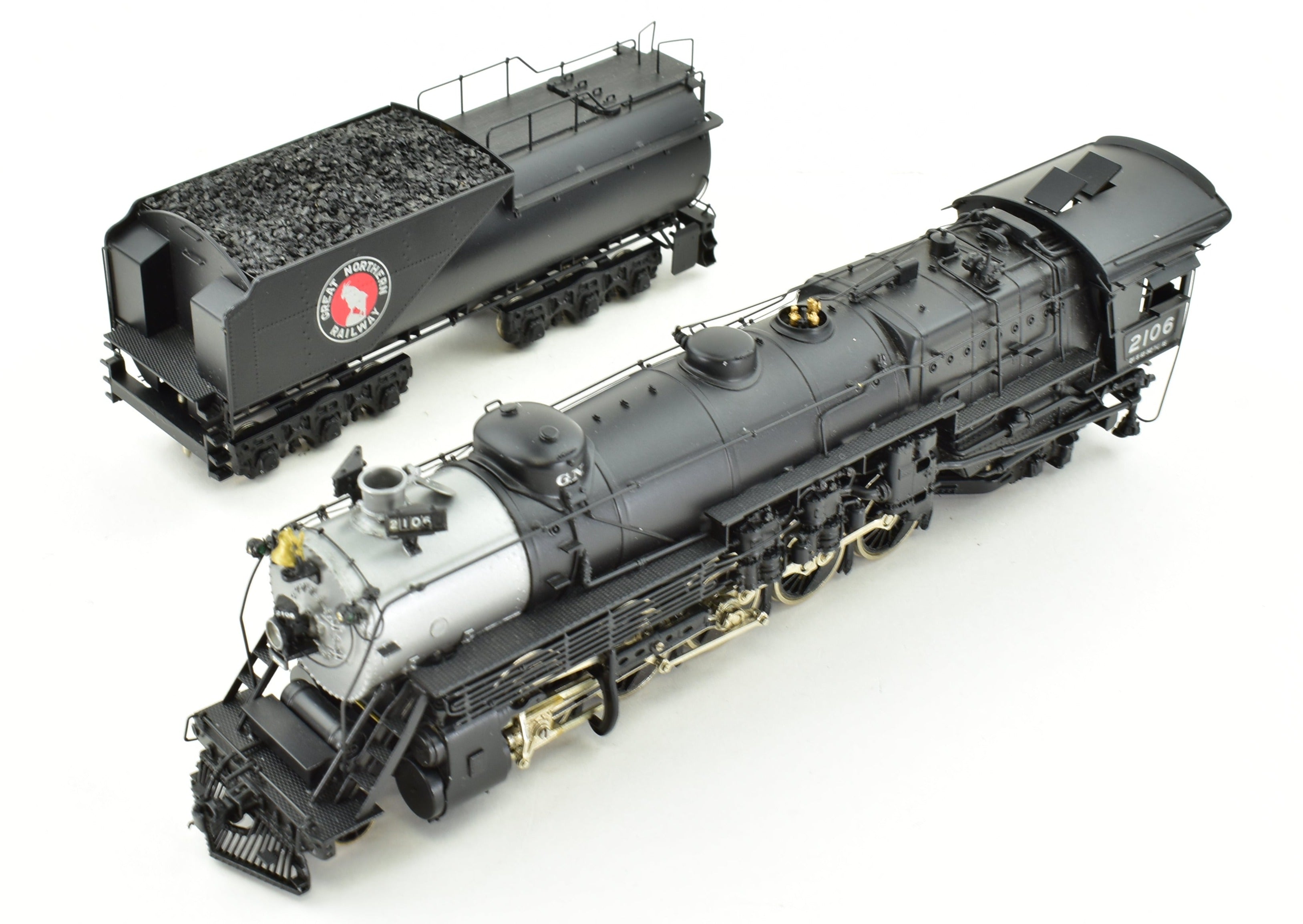 High - Quality HO Scale Brass Model Train CON PFM - Tenshodo GN - Great Northern 2 - 10 - 2 Class Q - 1 Factory - Painted Model from 1984 Production Run