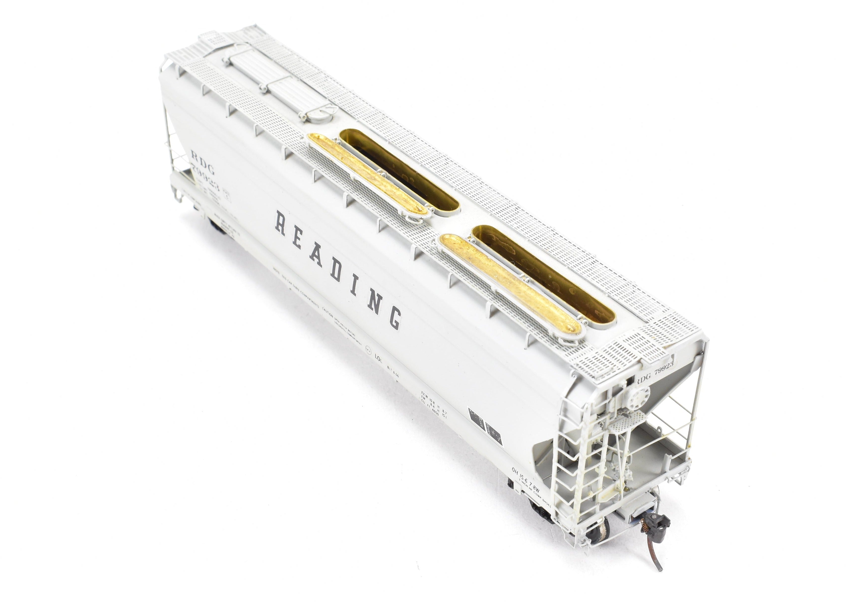HO Scale Brass Model Train - Overland Models, Inc. (OMI) Reading RDG ACF 3 - Bay Centerflow 4650 Covered Hopper with 3 Long Hatches, CP No. 79923