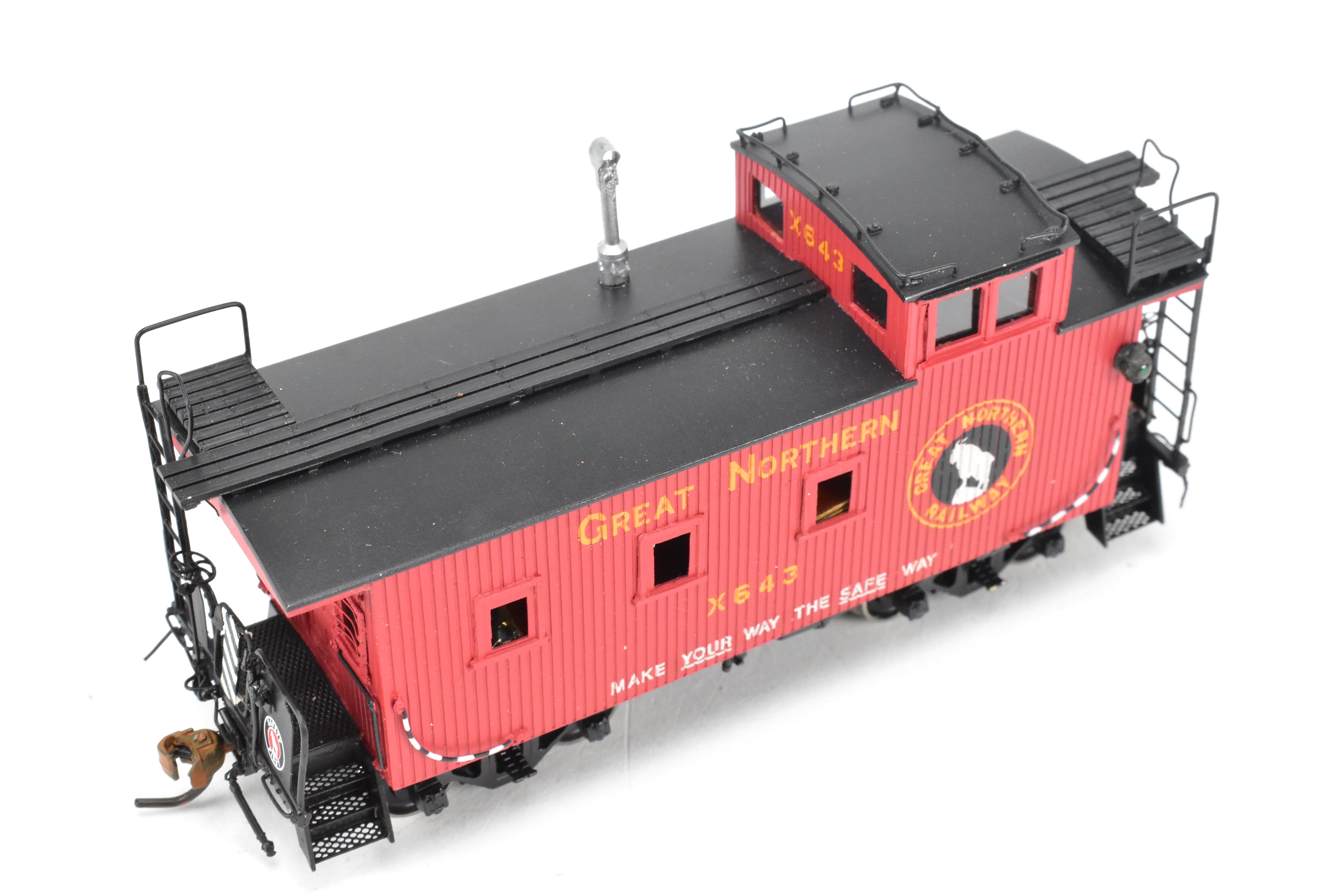 HO Scale Brass American Model Company GN 25-Foot Wood Caboose C/P #X643
