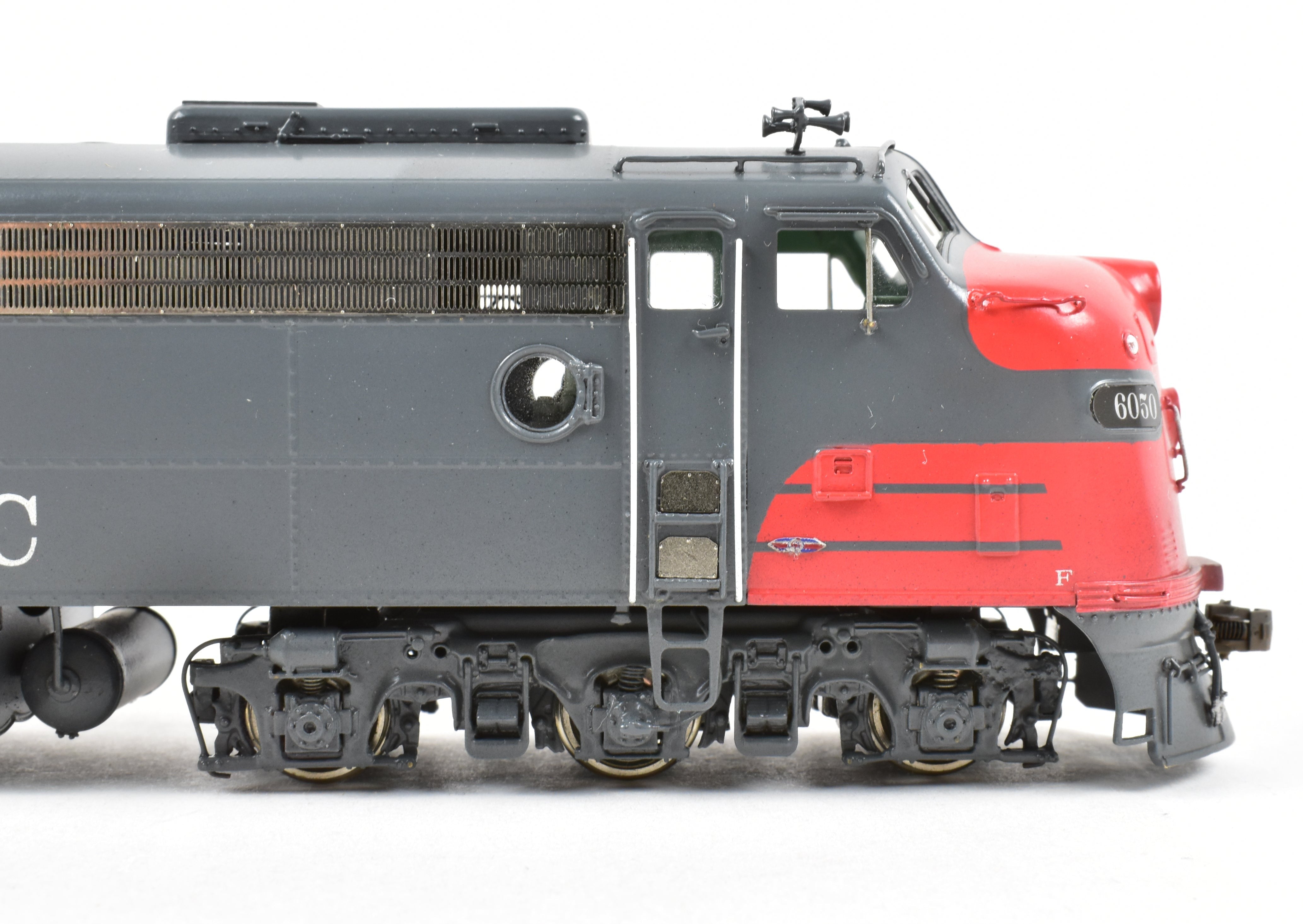 HO Scale Brass Union Terminal Imports (UTI) Southern Pacific EMD E9A FP Locomotive Model No. 6050 with DCC Decoder