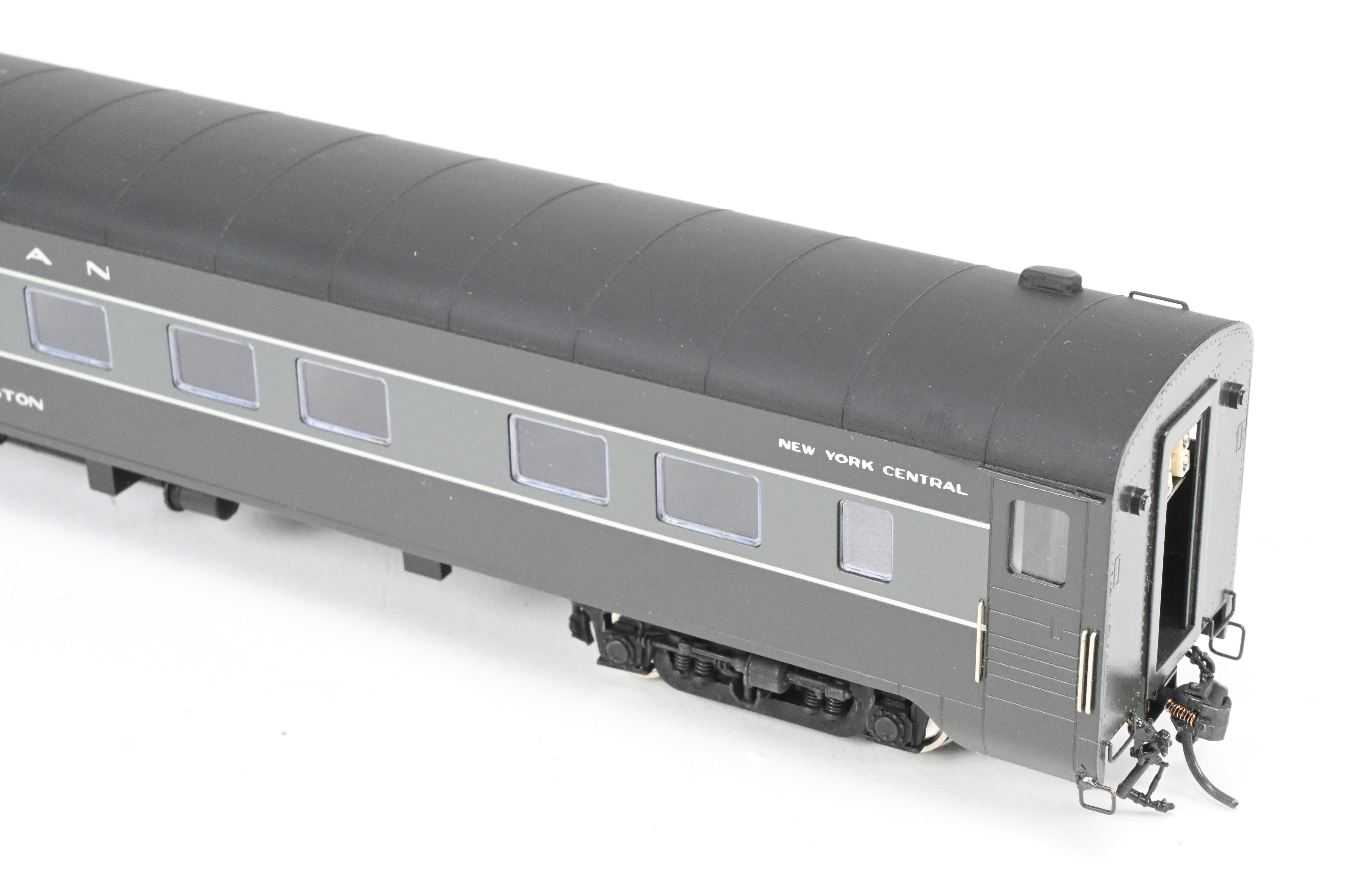 High - Quality HO Scale Brass Erie Limited 8 - Car Set Representing New York Central's 20th Century Limited in 1948, Factory - Painted, Set #2