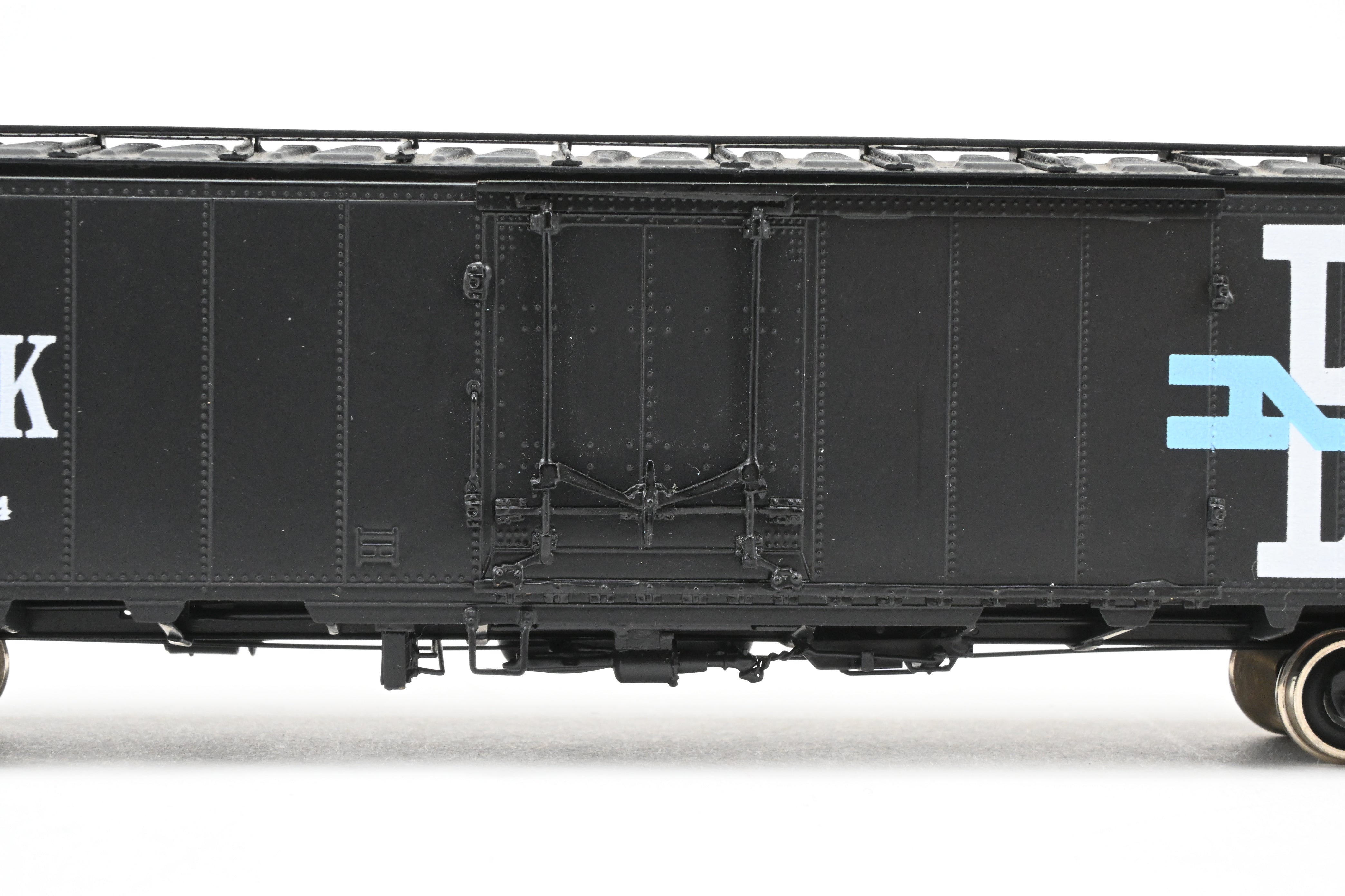 HO Scale Brass CIL - Challenger Imports Boston & Maine 52-Foot Steel Milk Center Plug Door Freight Car Model No. 1934