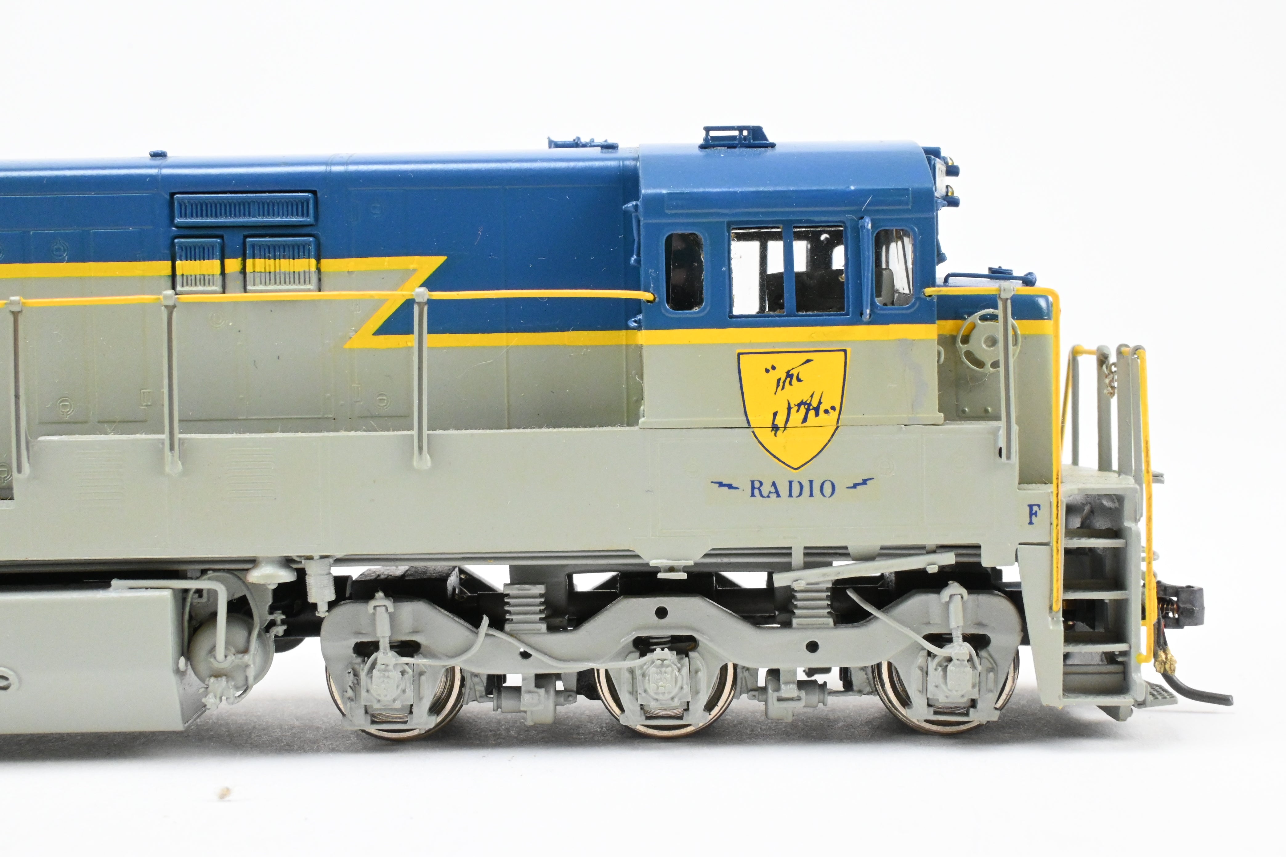 HO Scale Brass Locomotive Model - Overland Models Inc. Custom Painted Delaware & Hudson GE U33C No. 661