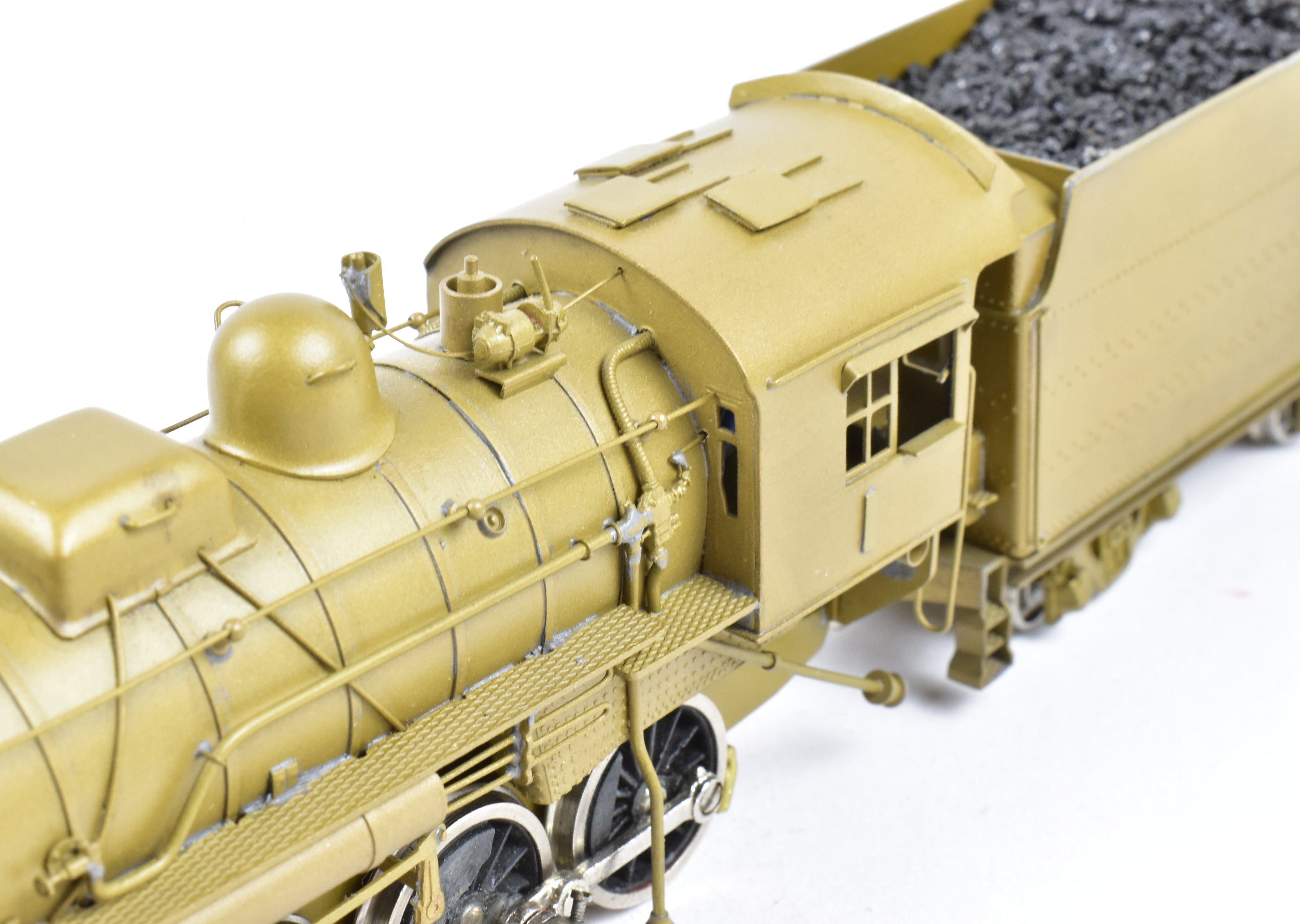 HO Scale Brass Hallmark Models Illinois Central 2-8-0 Steam Locomotive Model