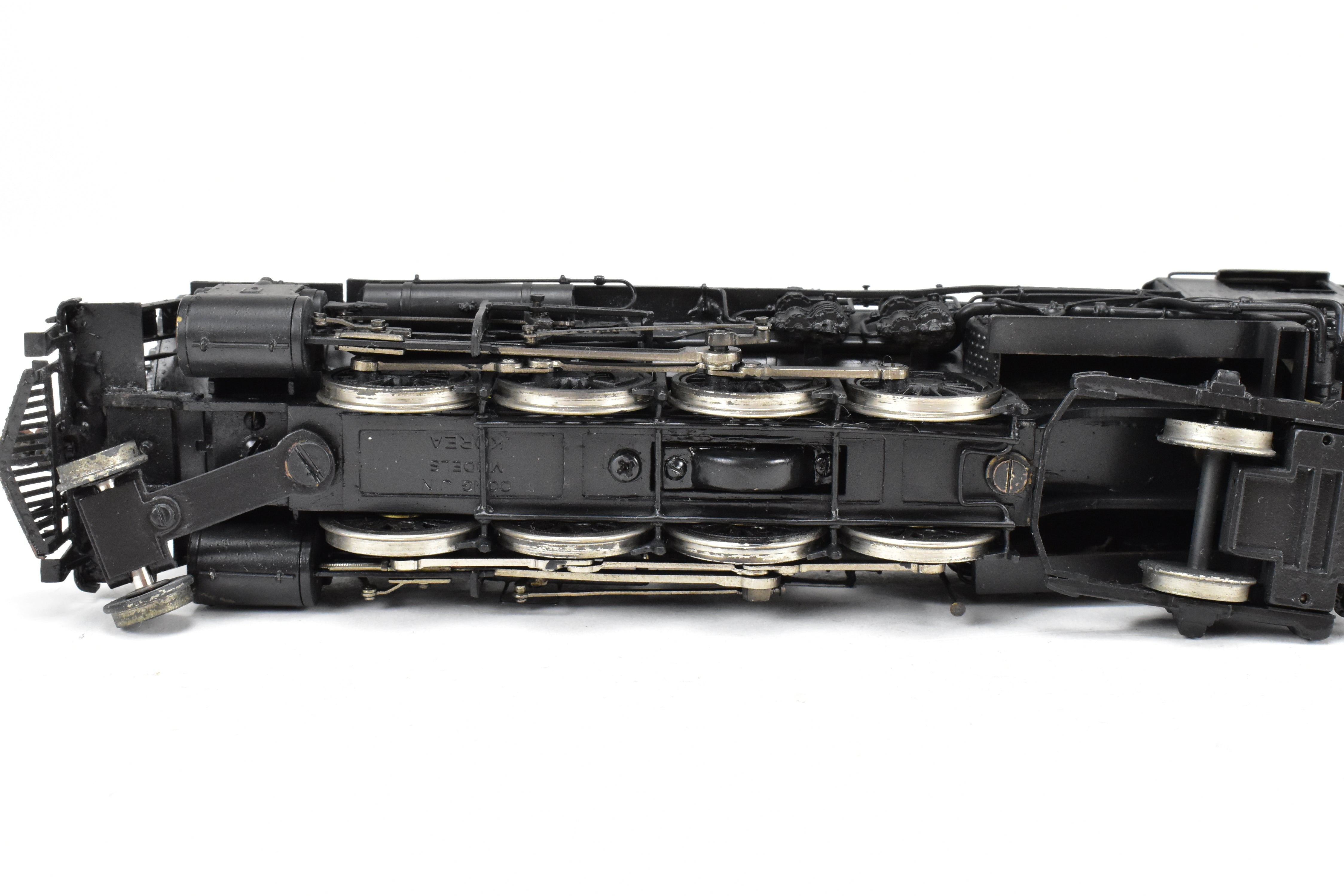 HO Brass Hallmark Models Missouri Pacific 1400 Series 2-8-2 Mikado #1443 with Light Weathering