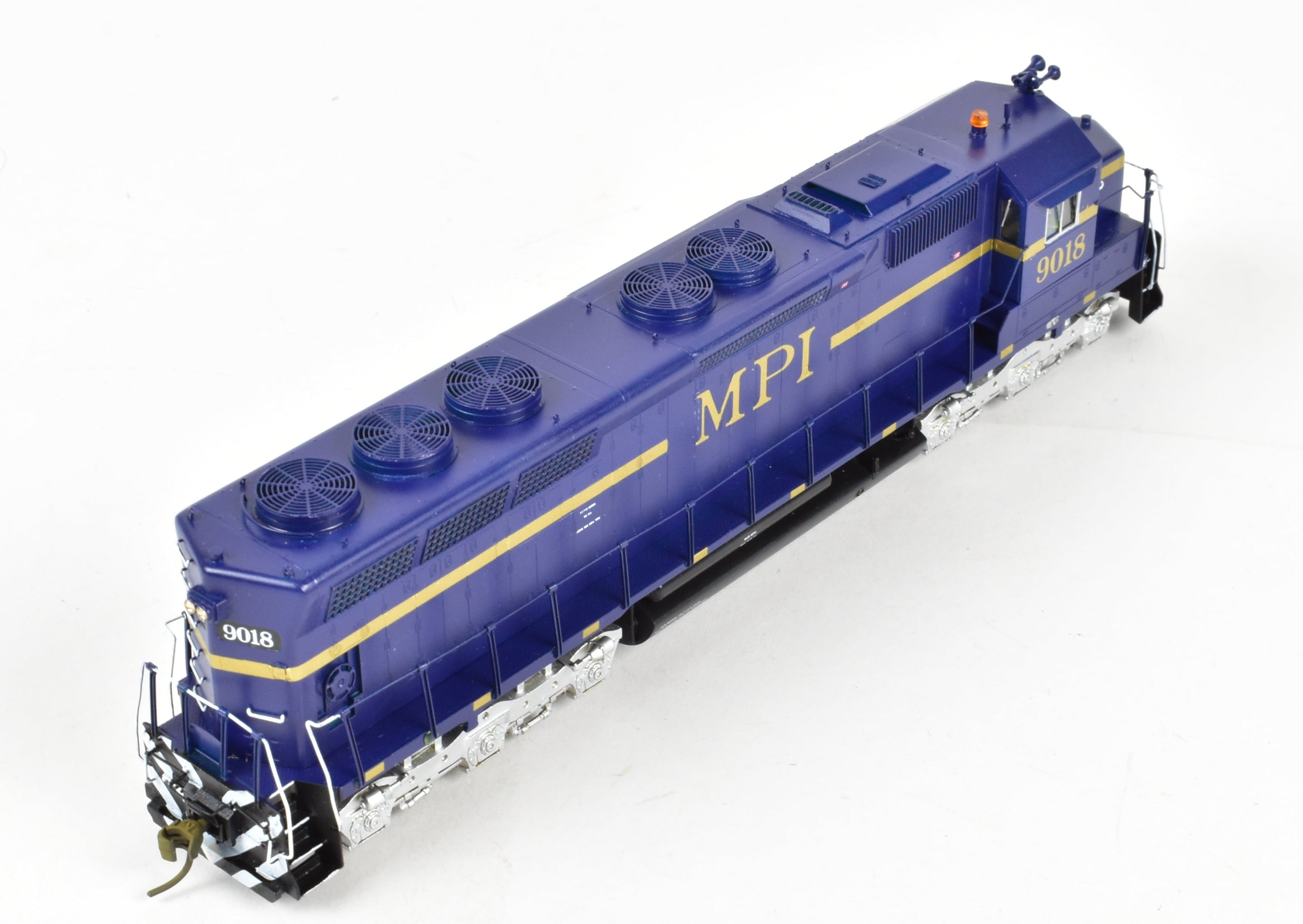 HO Scale Brass Hallmark Models MPI - Motive Power International EMD SD45 Diesel Locomotive Standard Version with C/P No. 9018