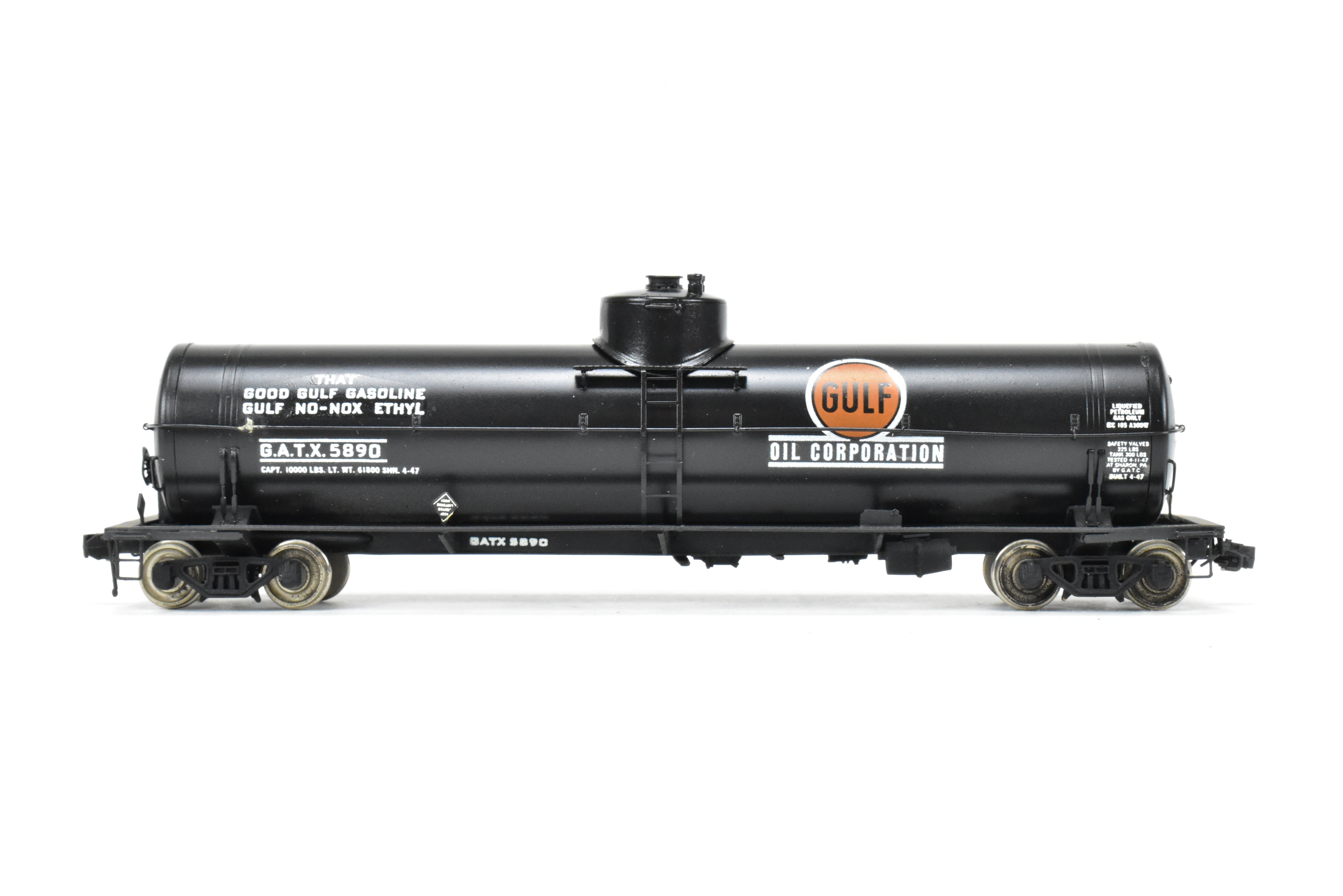 HO Scale Brass Precision Scale Co. Model 16,000 Gallon Tank Car with Gulf Oil Corporation Decals for Railroad Enthusiasts