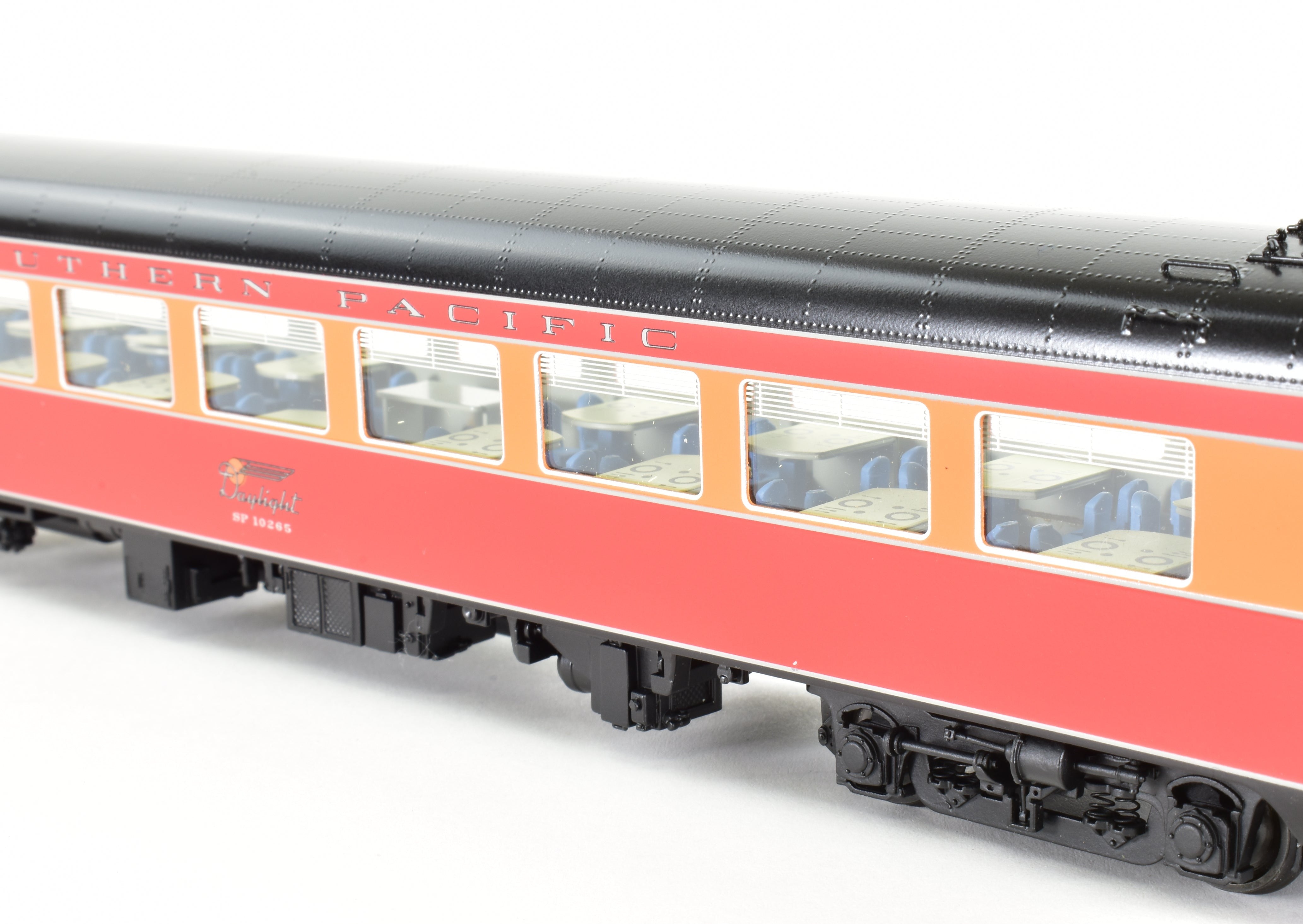 HO Scale Brass Model Train Consignment Set - Challenger Imports SP - Southern Pacific 1955 Shasta Daylight 10 - Car Train Set with FP
