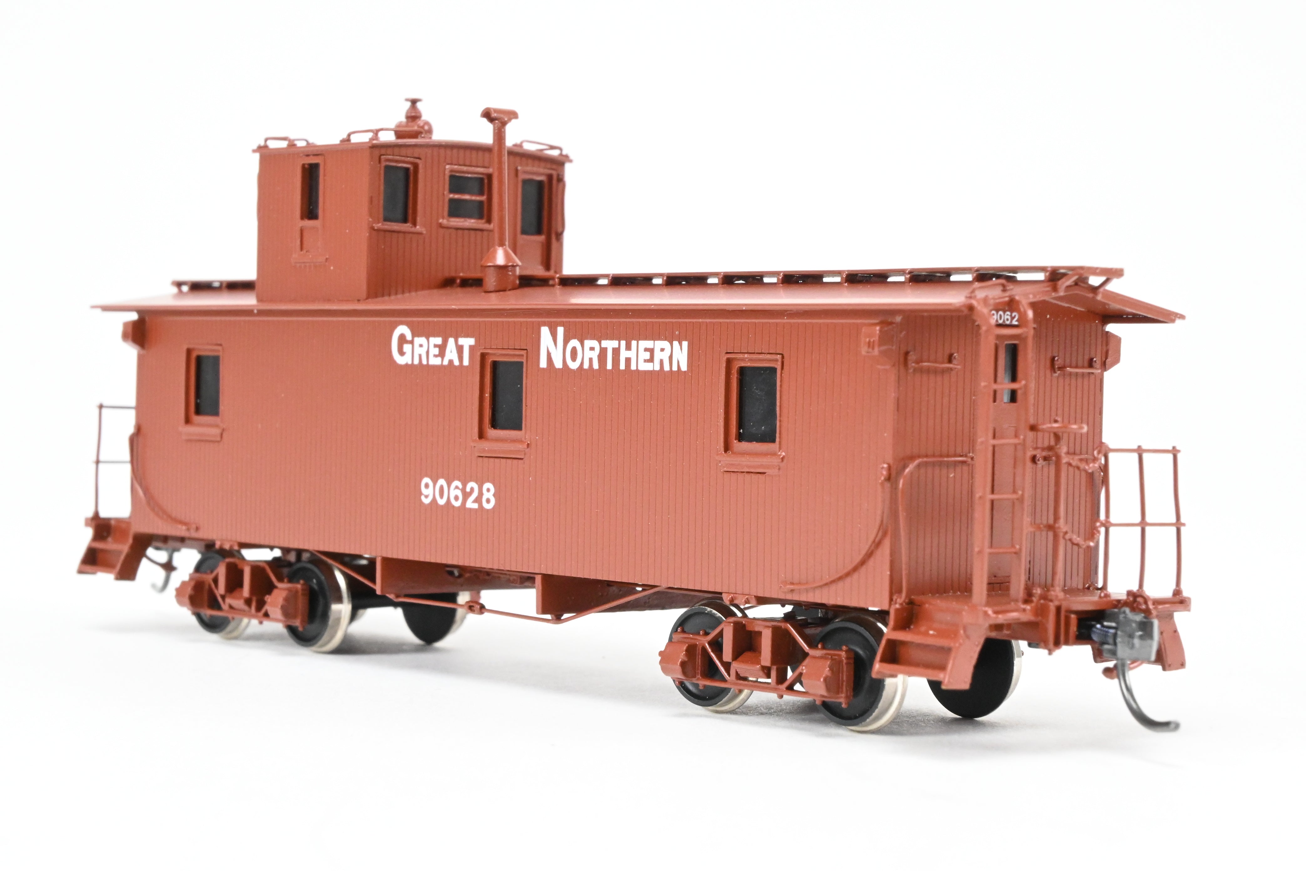 HO Scale Brass Connector North Bank Line Great Northern 33-Foot Truss Rod Caboose Model No. 90628