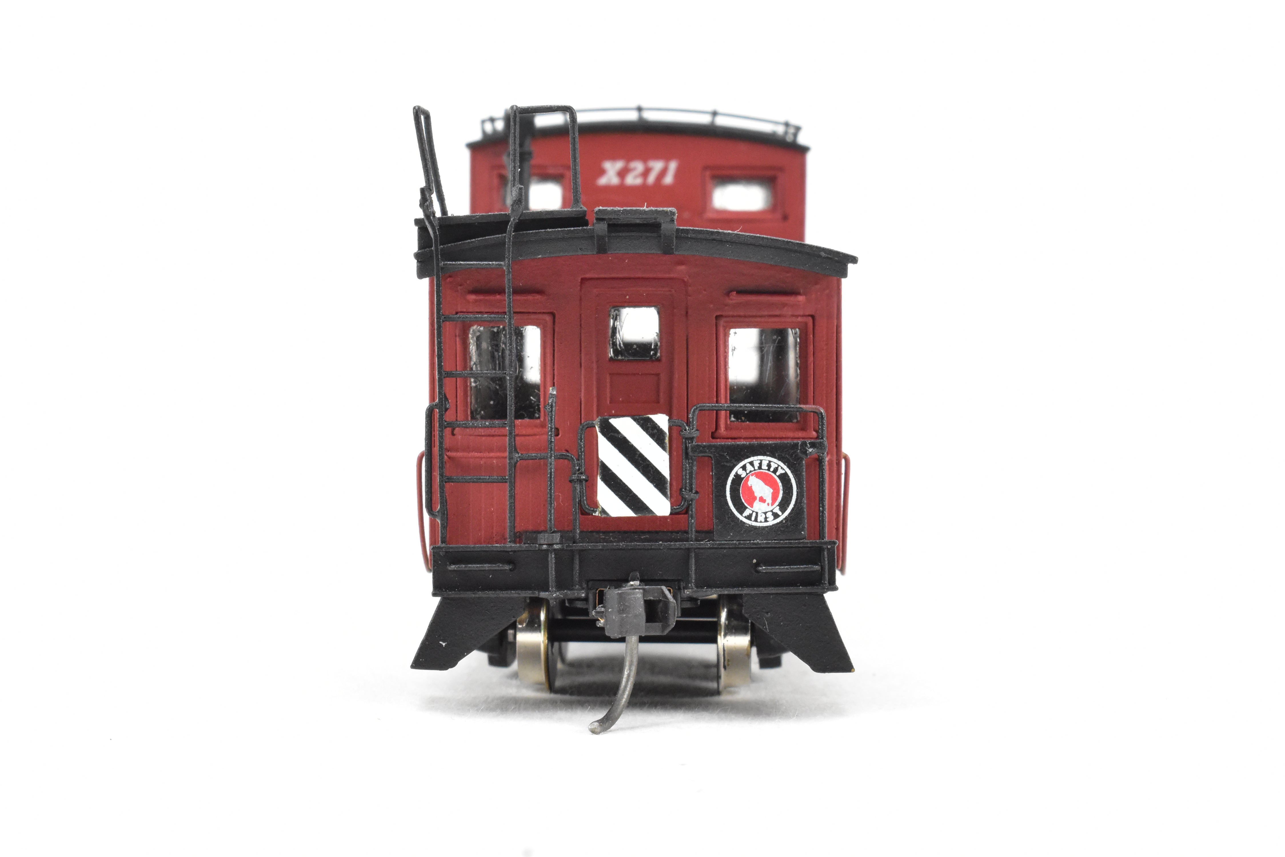 HO Scale Brass Model Train Caboose - OMI (Overland Models, Inc.) GN (Great Northern) 30 - Foot Plywood - Sheathed Caboose C/P X271