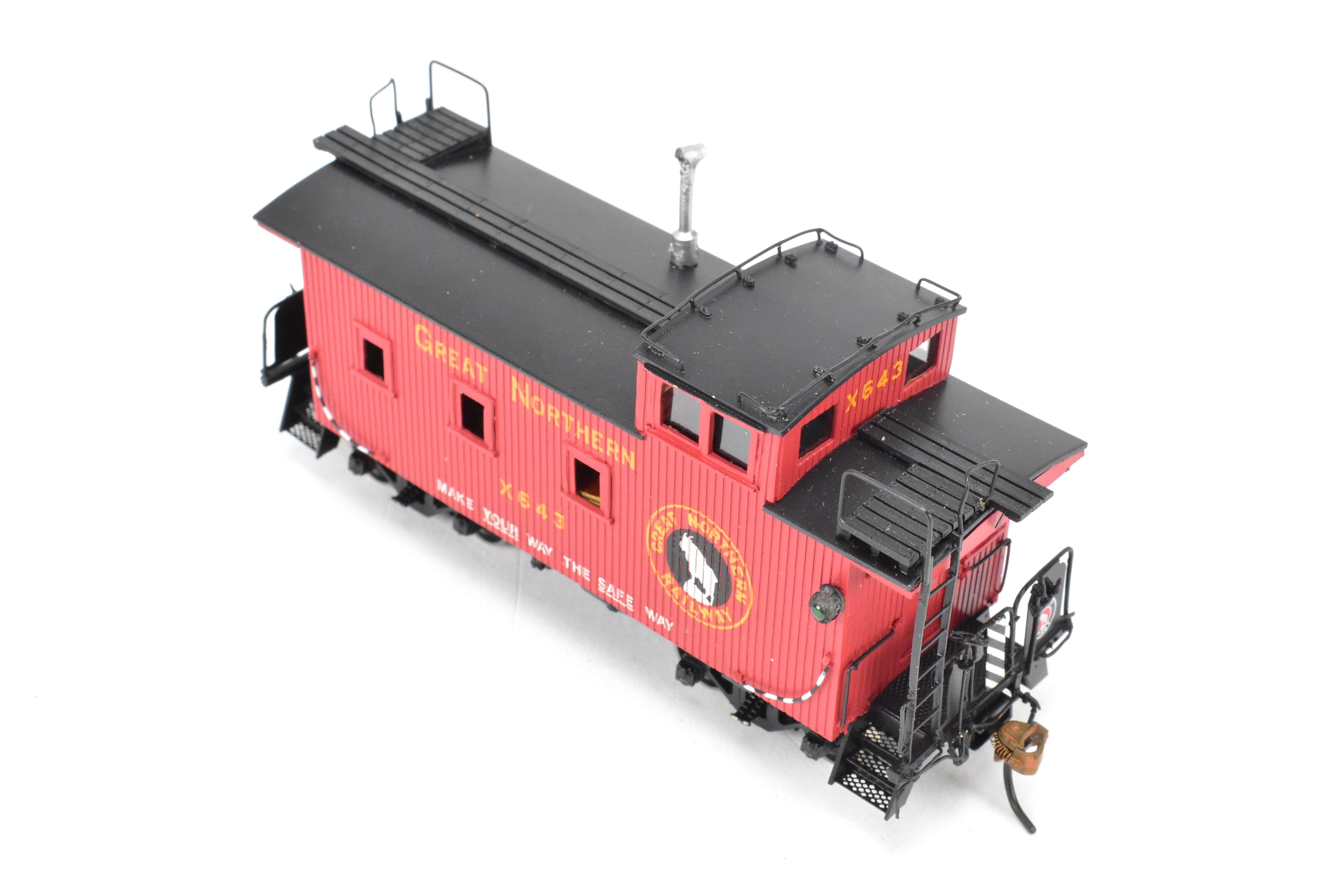 HO Scale Brass American Model Company GN 25-Foot Wood Caboose C/P #X643