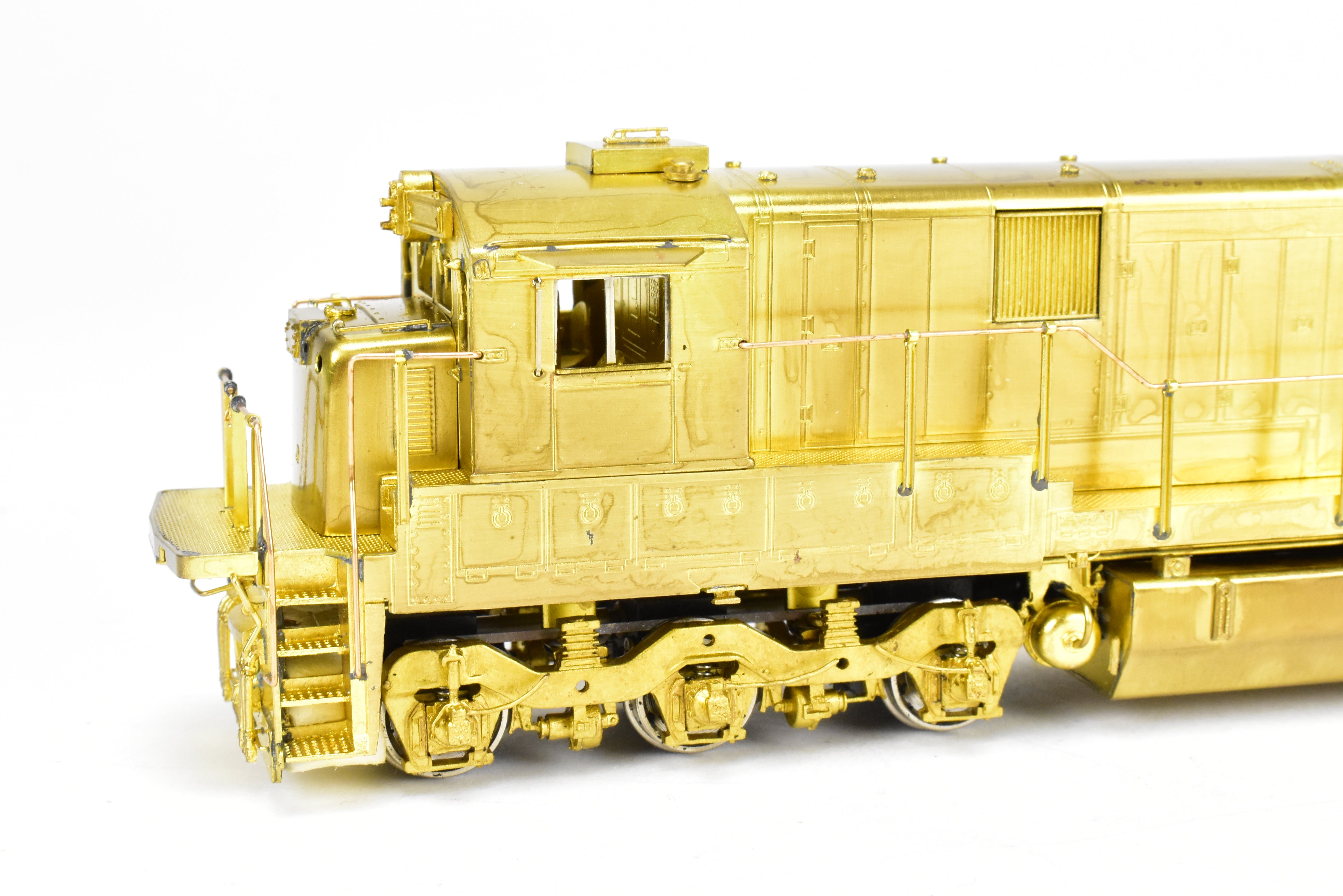 HO Brass OMI GE C30 - 7 2 - Window Locomotive with Anti - Climber (BN or ATSF)