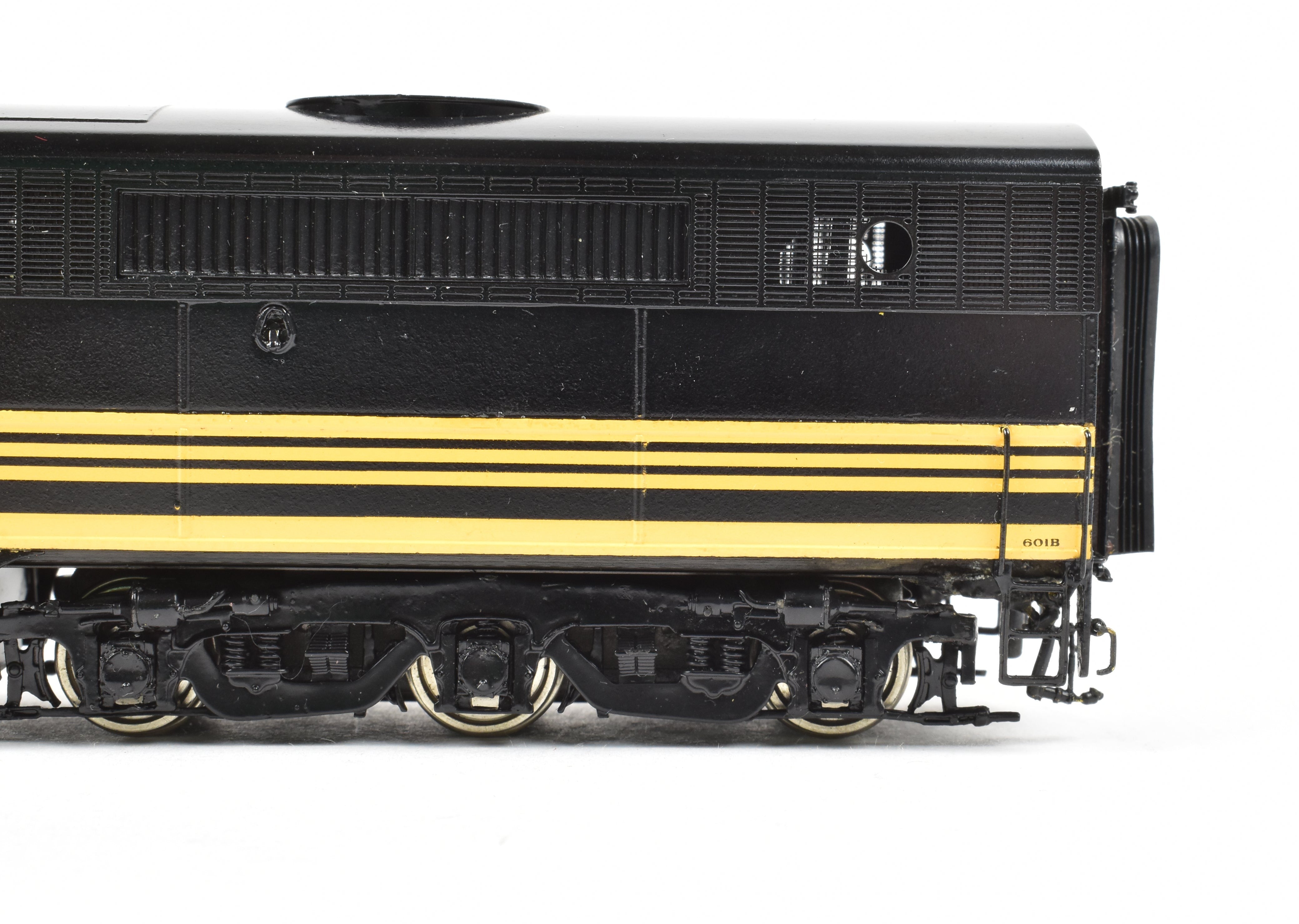 HO Scale Brass Model Train Key Imports D&RGW - Denver & Rio Grande Western Alco PA A/B/A Set Locomotive in Black and Yellow Color Scheme