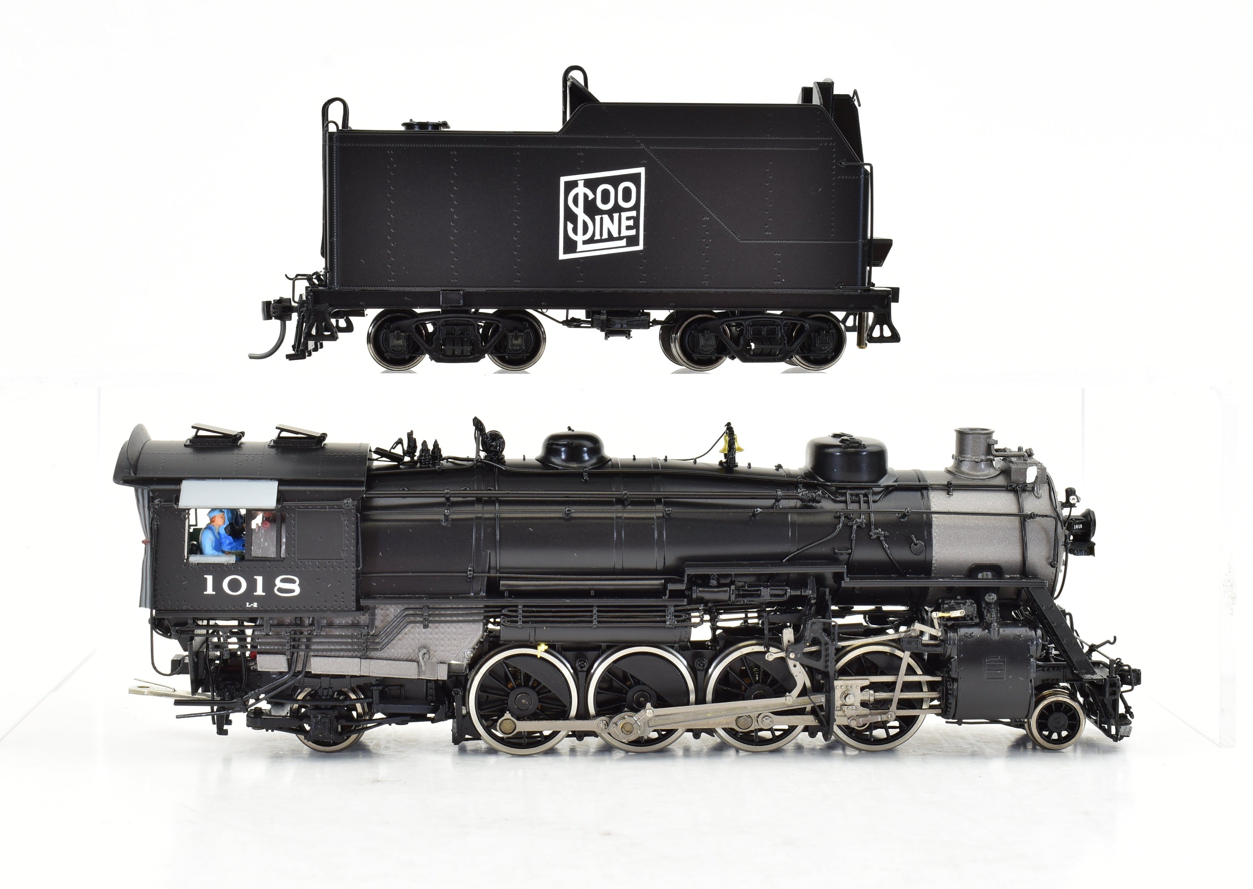HO Scale Brass Model Train - Division Point Soo Line L2 2-8-2 Factory Painted Locomotive with #1018 Design