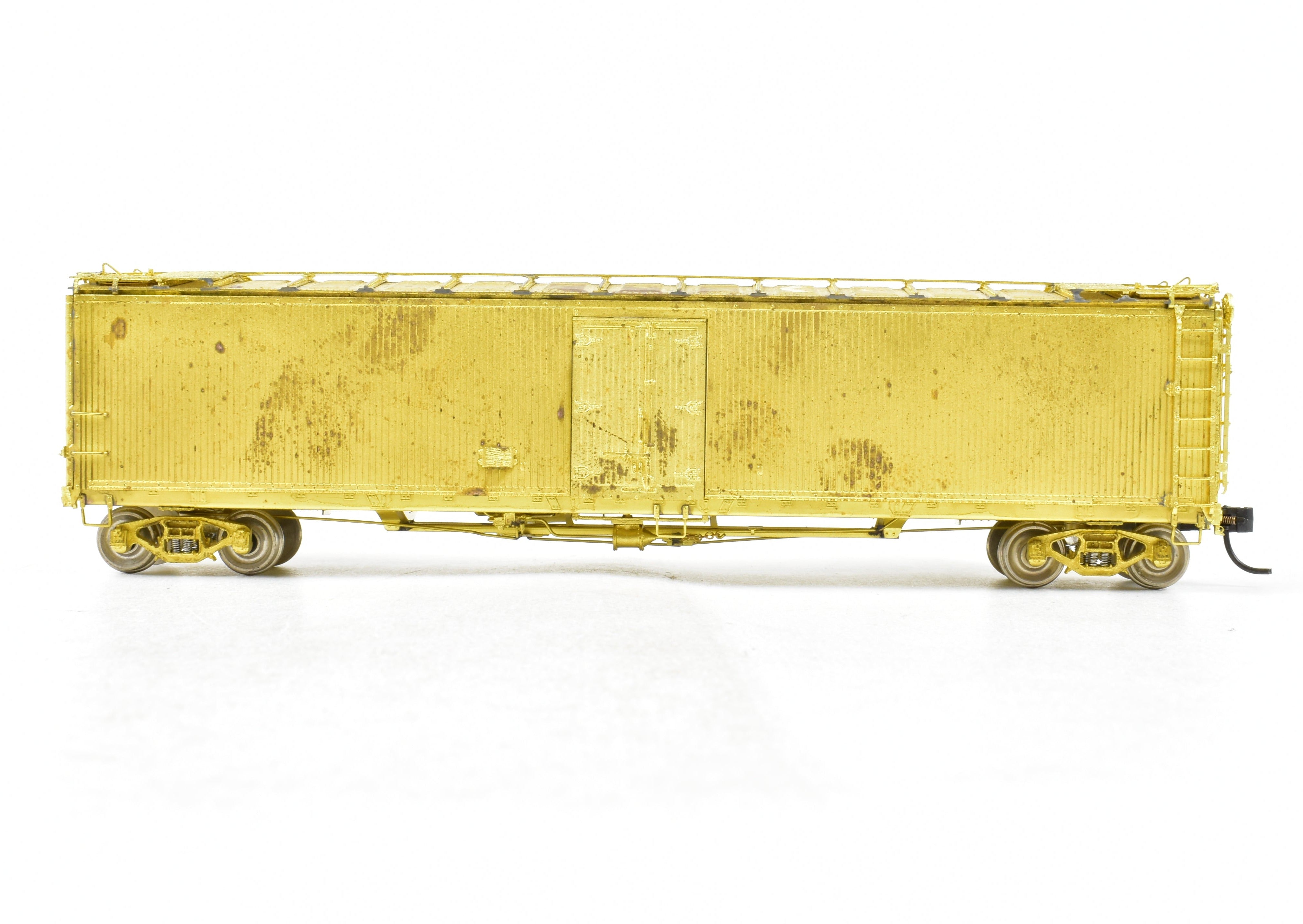 HO Scale Brass Model Railroad Refrigerator Car by OMI - Overland Models, Inc., Representing ATSF - Santa Fe SFRD Rr - 10 Class 50' Ice Bunker Wood Design without Original Box
