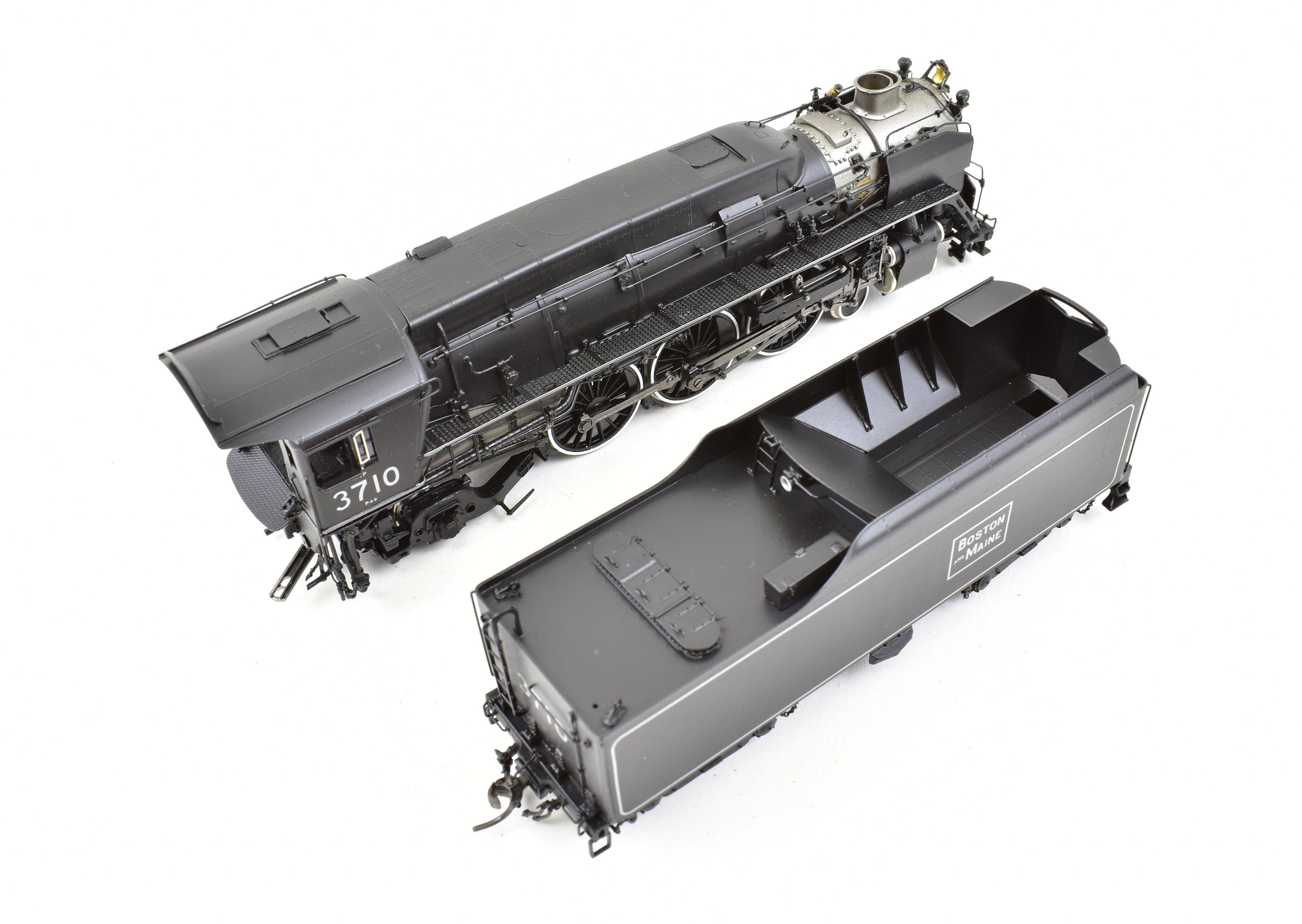 HO Brass DVP Boston & Maine P-4a 4-6-2 Pacific FP #3710 with Skyline Casting, 2010 Model