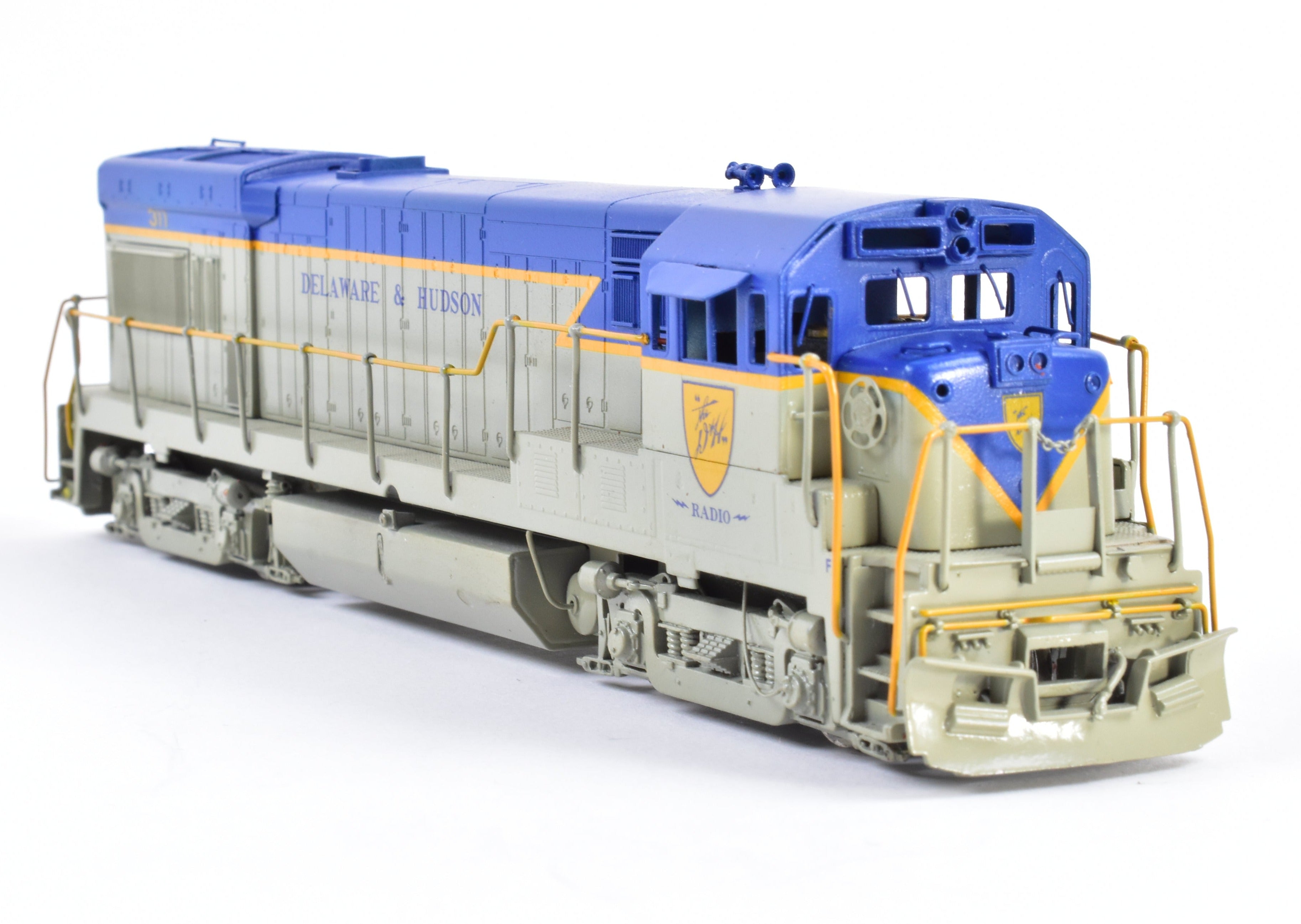 Custom Painted HO Brass Delaware & Hudson GE U-30B 3000 HP Road Switcher No. 311