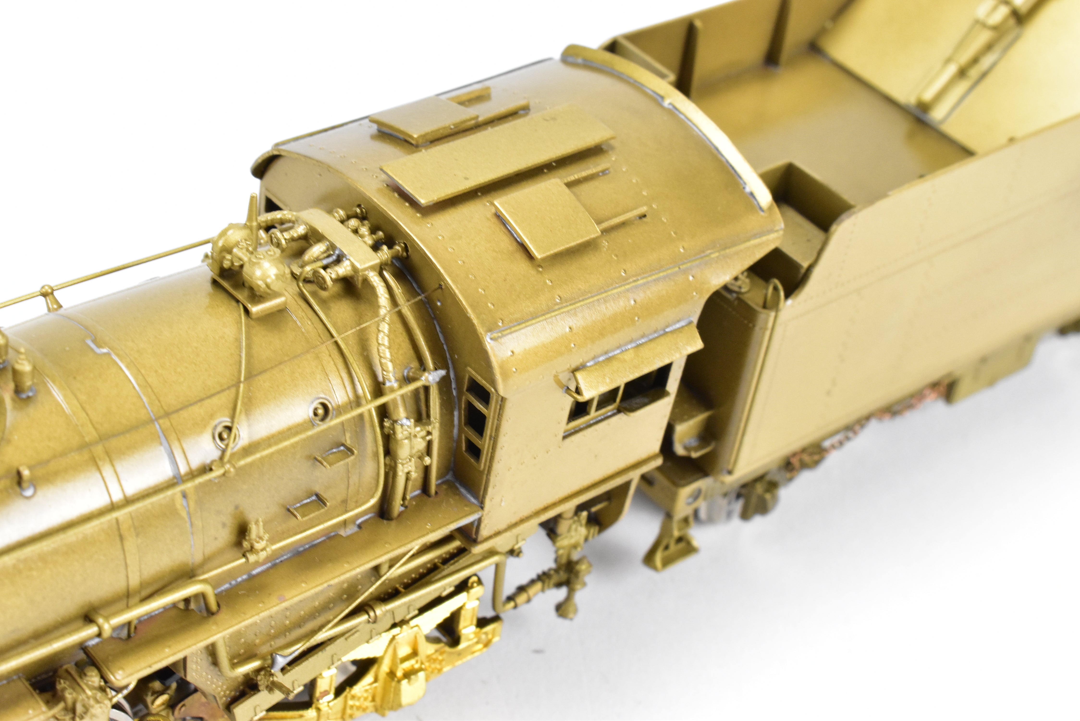 High - Quality HO Scale Brass Pacific Fast Mail (PFM) United States Railway Administration (USRA) 2 - 8 - 2 Light Class Mikado Locomotive Model from 1977 Run, Sold As - Is