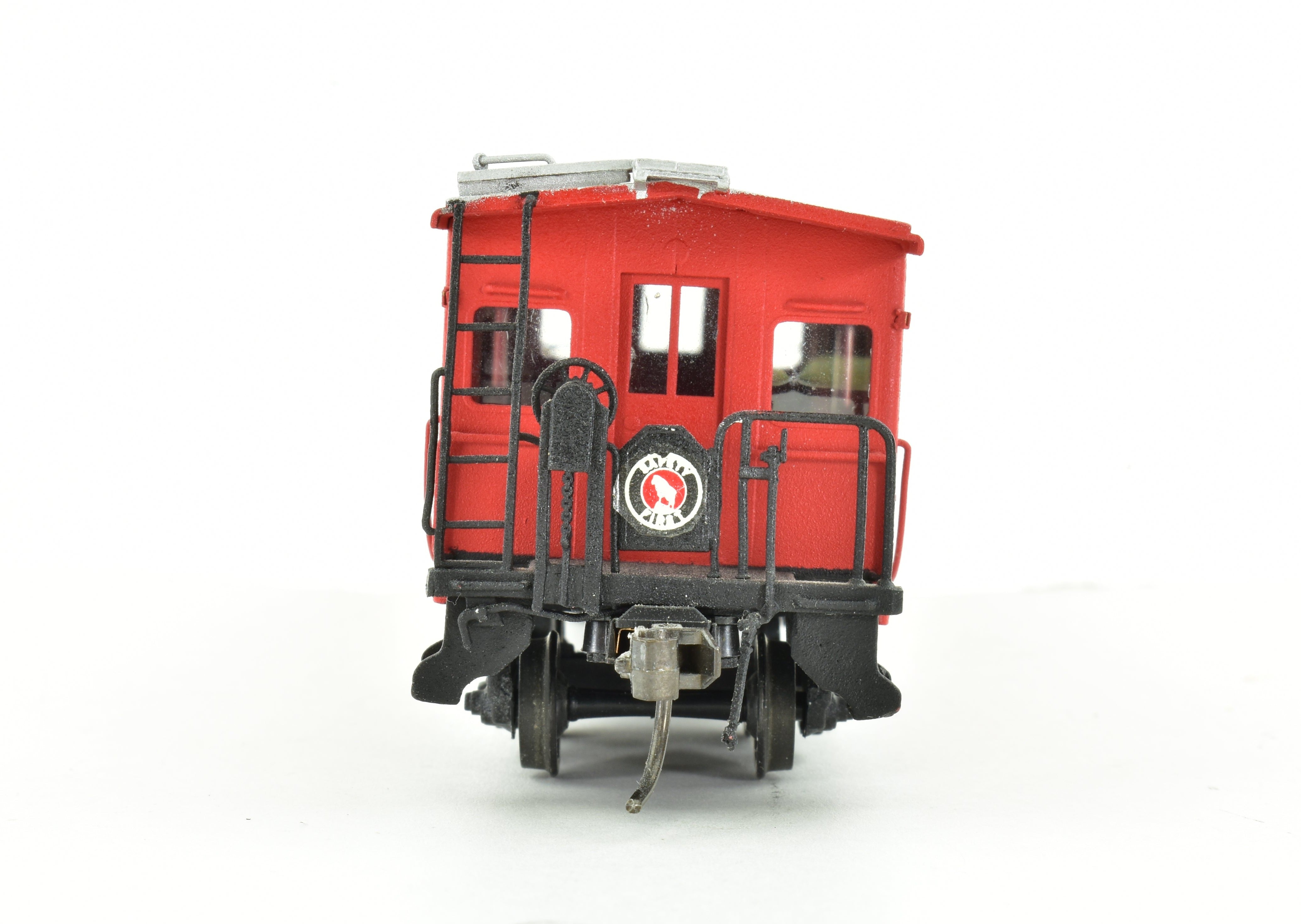 HO Scale Brass Model Train - Oriental Limited Great Northern Bay Window Caboose CP No. X271, a Collectible Train Model
