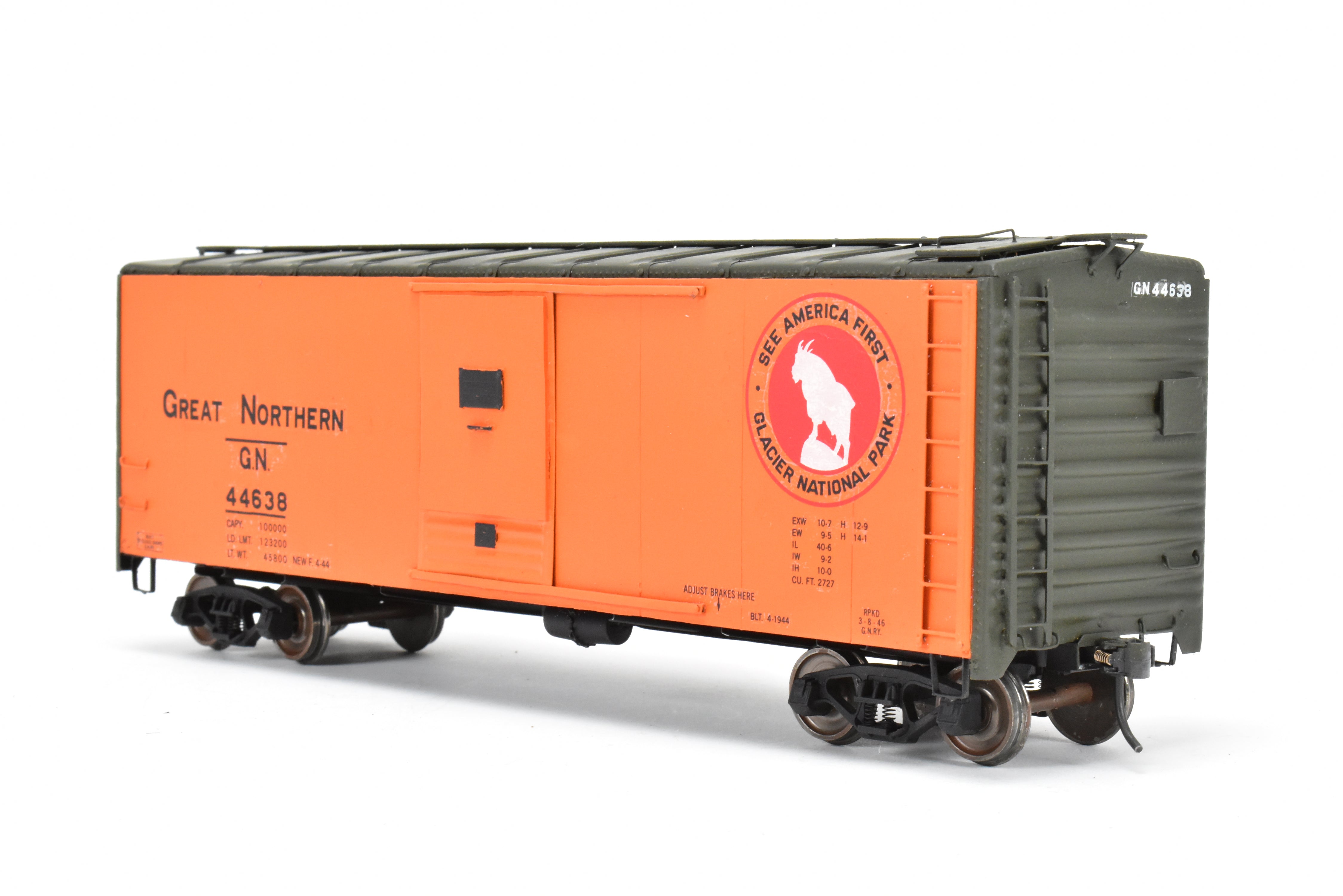 O Scale Metal GN - Great Northern 40' Plywood Boxcar with Excellent Build and Custom Paint
