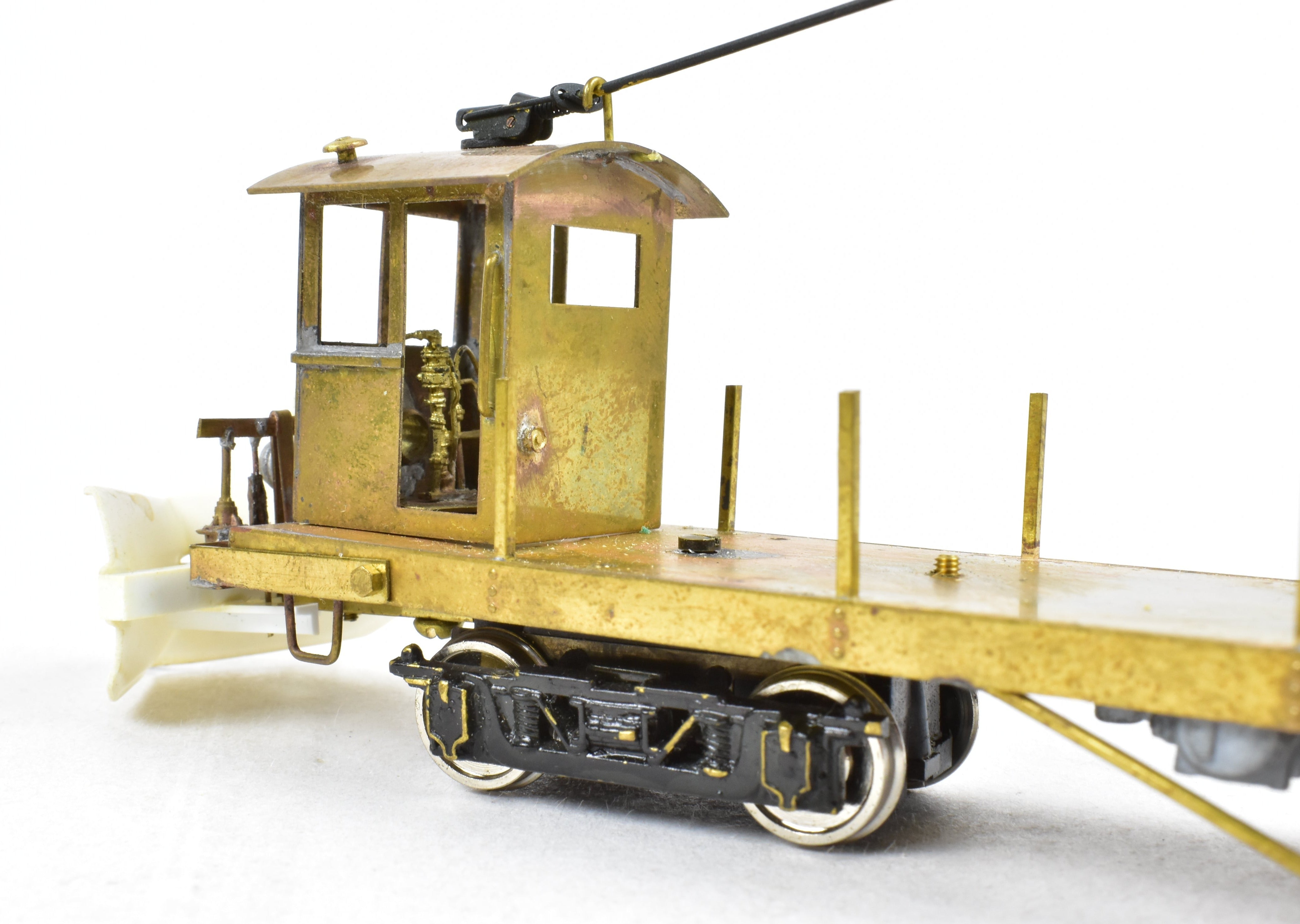 Custom - Built HO Scale Brass Traction Line Pole Car with Load from an Unknown Japanese Importer