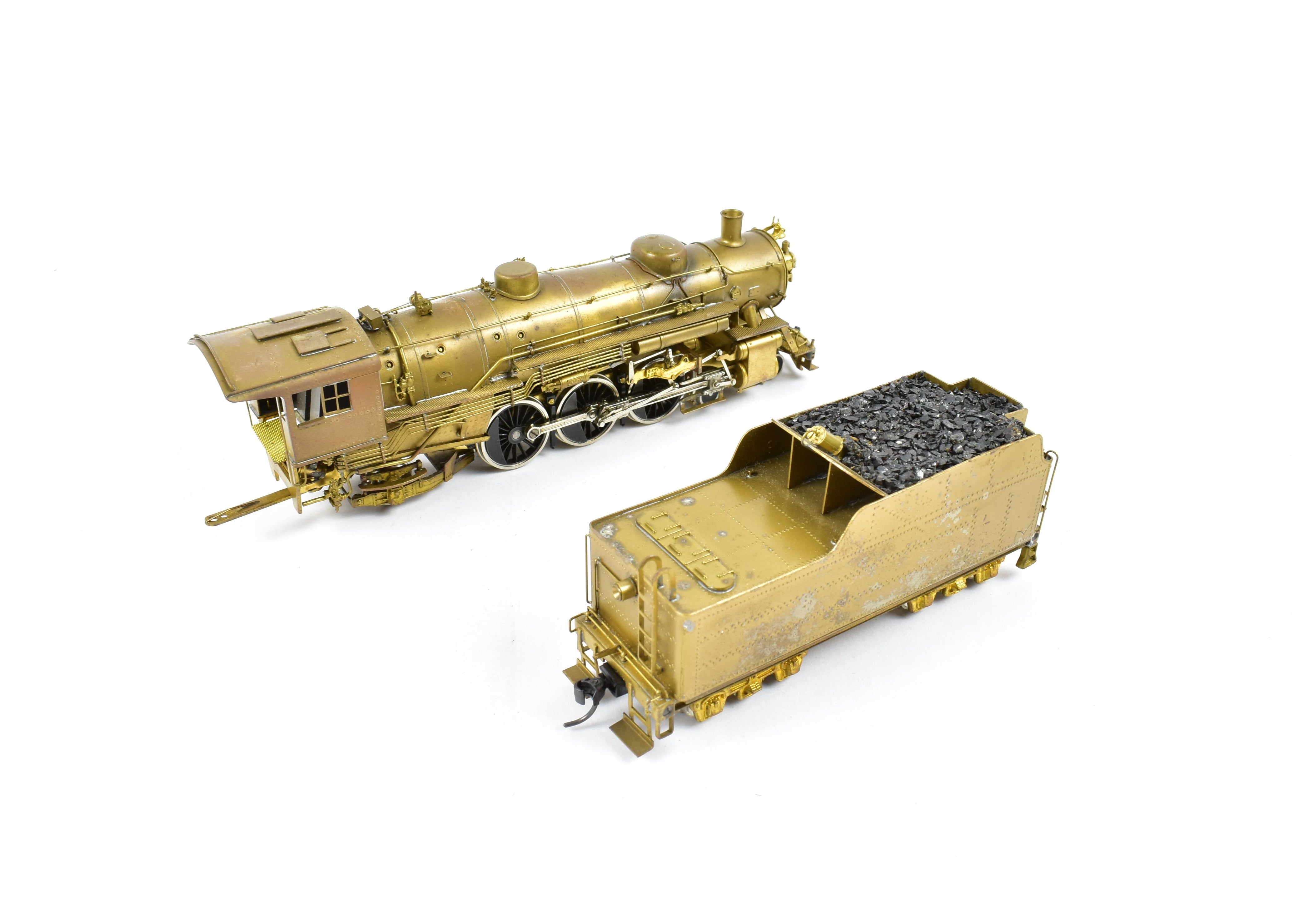 HO Scale Brass Pacific Fast Mail Model - United States Railway Administration Various Roads 4 - 6 - 2 Light Pacific Locomotive from Atlas Industries in Japan