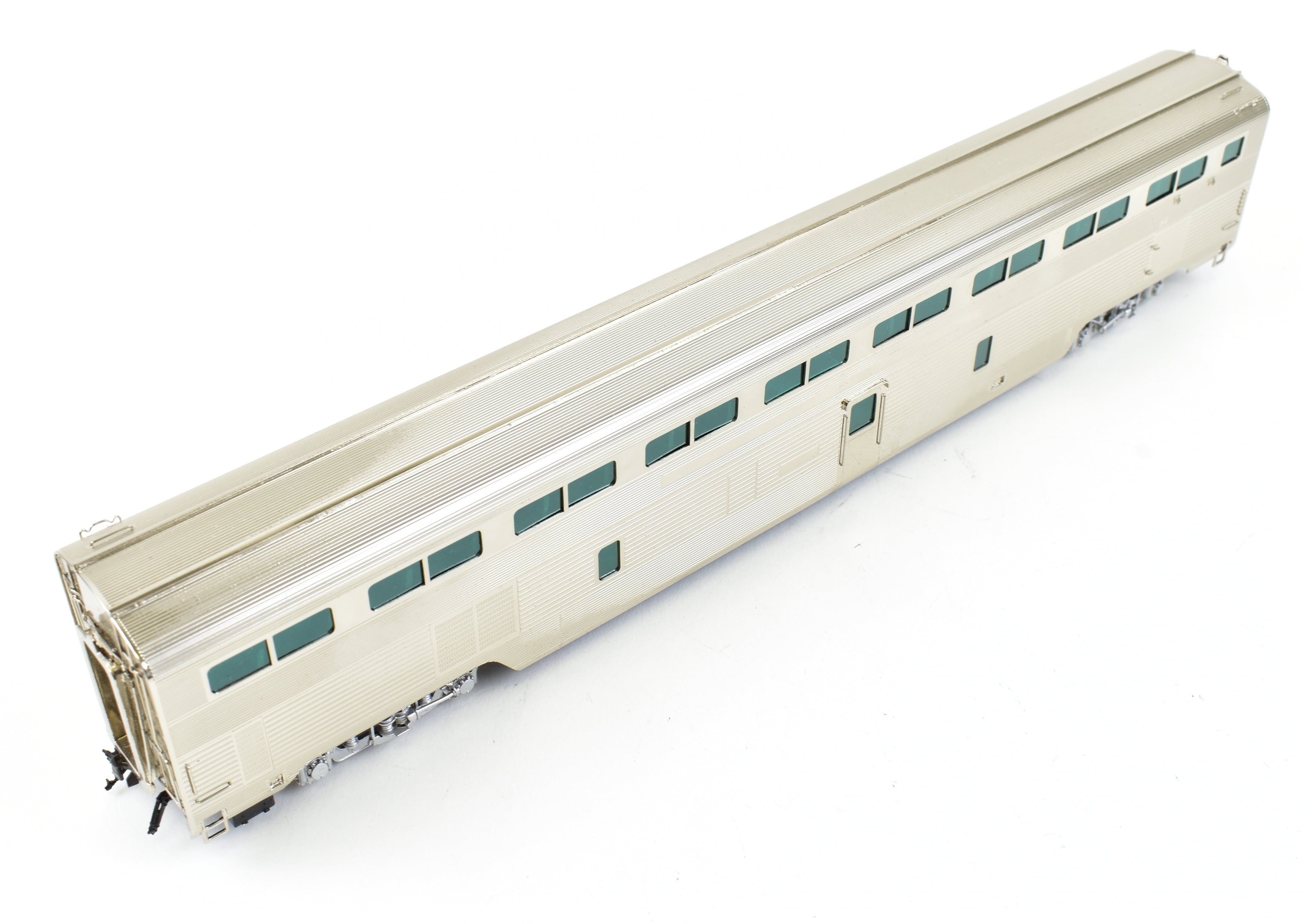 HO Scale Brass Hallmark Models ATSF - Santa Fe High - Level Transition Chair Car of the Super Crown Special Revised Version
