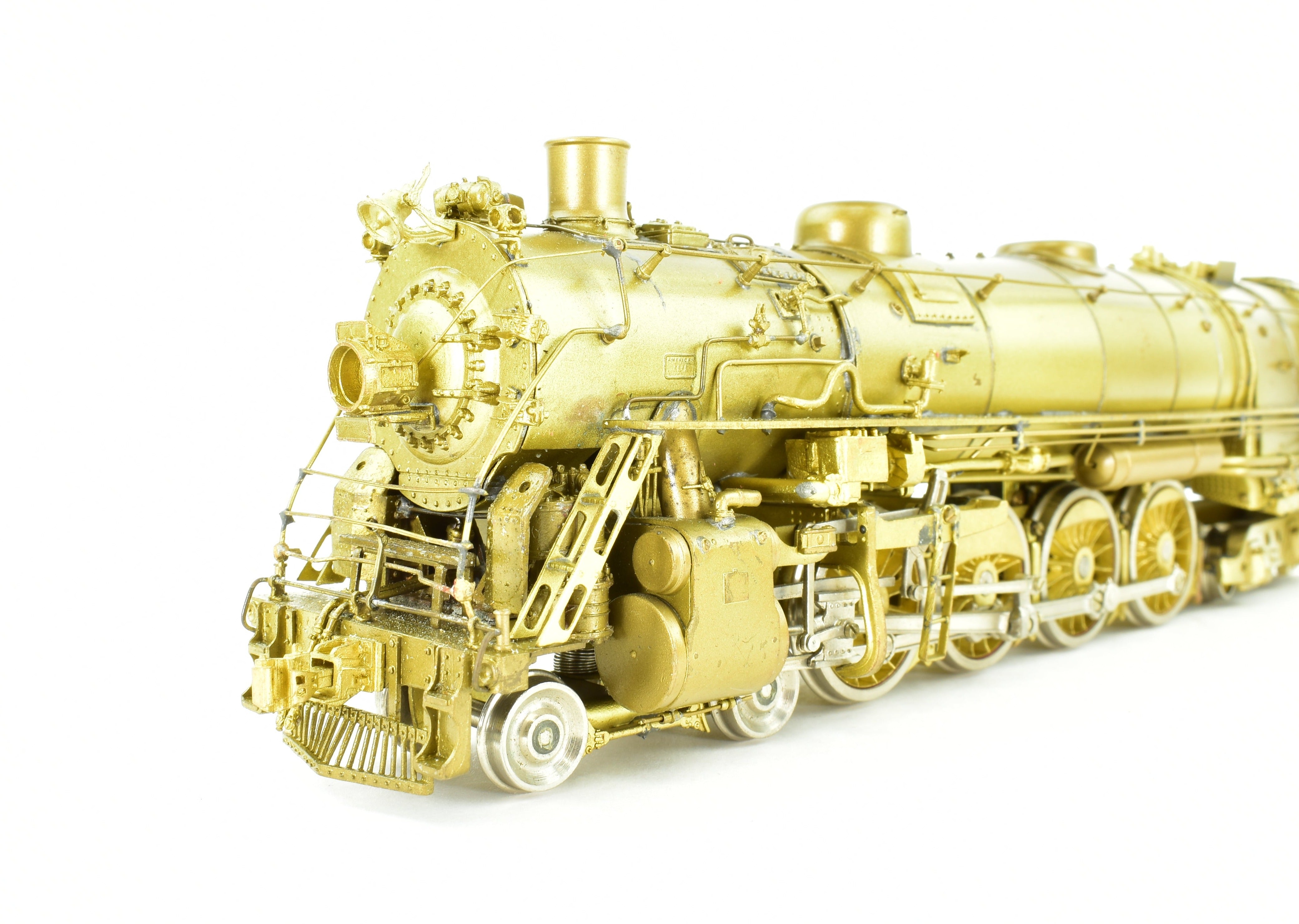 High - Quality HO Scale Brass Model Train Key Imports Classic NP - Northern Pacific Class A - 1 4 - 8 - 4 Steam Locomotive No. 2626