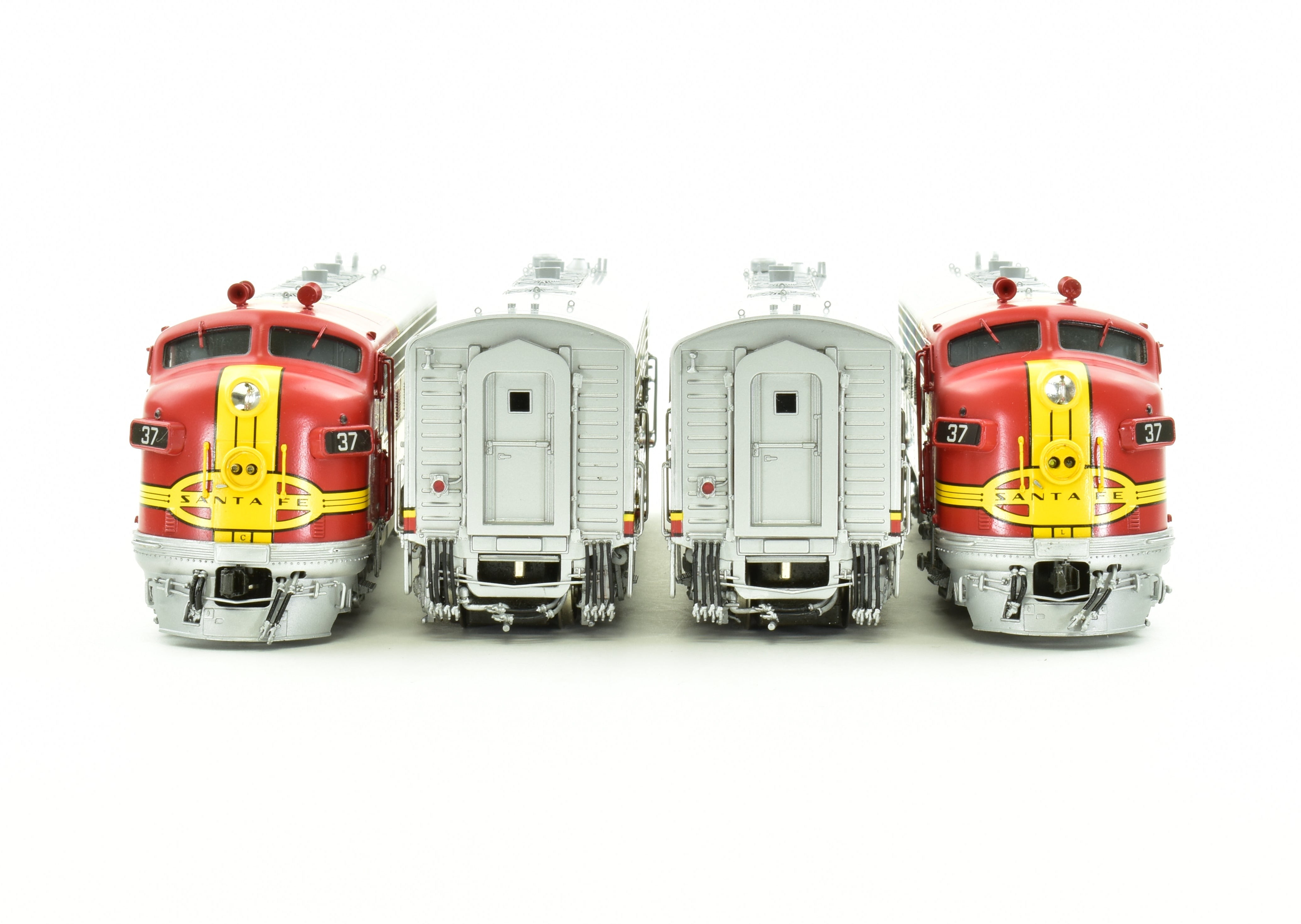 High - Quality HO Scale Brass Diesel Locomotive CON CIL - Challenger Imports ATSF Santa Fe Passenger Service EMD F7 A/B/B/A Set with Factory Painting and Plating