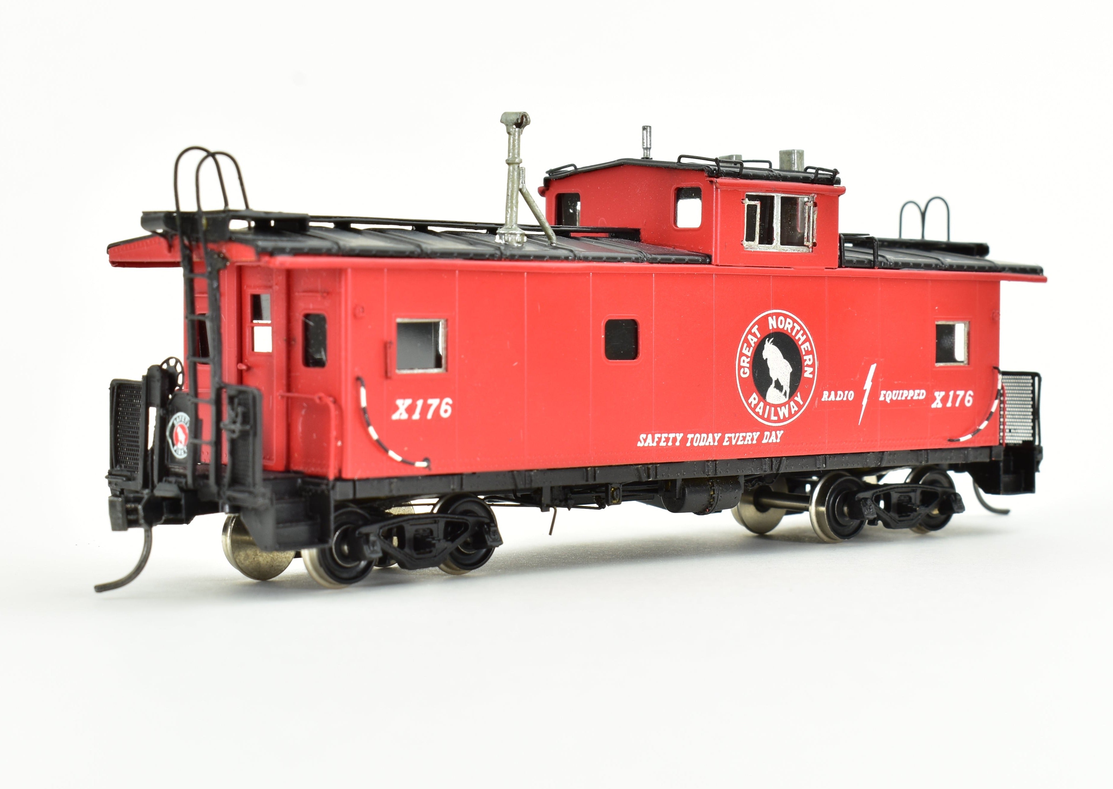 HO Scale Brass OMI - Overland Models, Inc. Great Northern GN X-176 Iron Range Caboose Model by CP