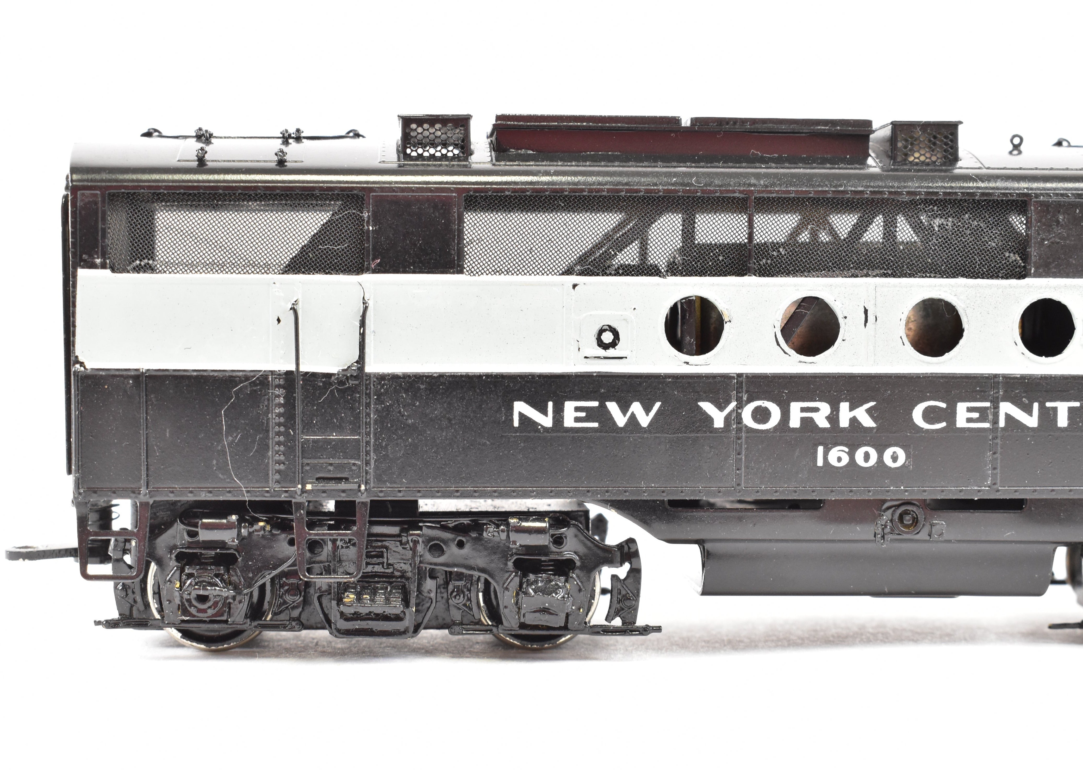 Dual Powered HO Brass Hallmark NYC New York Central EMD FT A/B Set