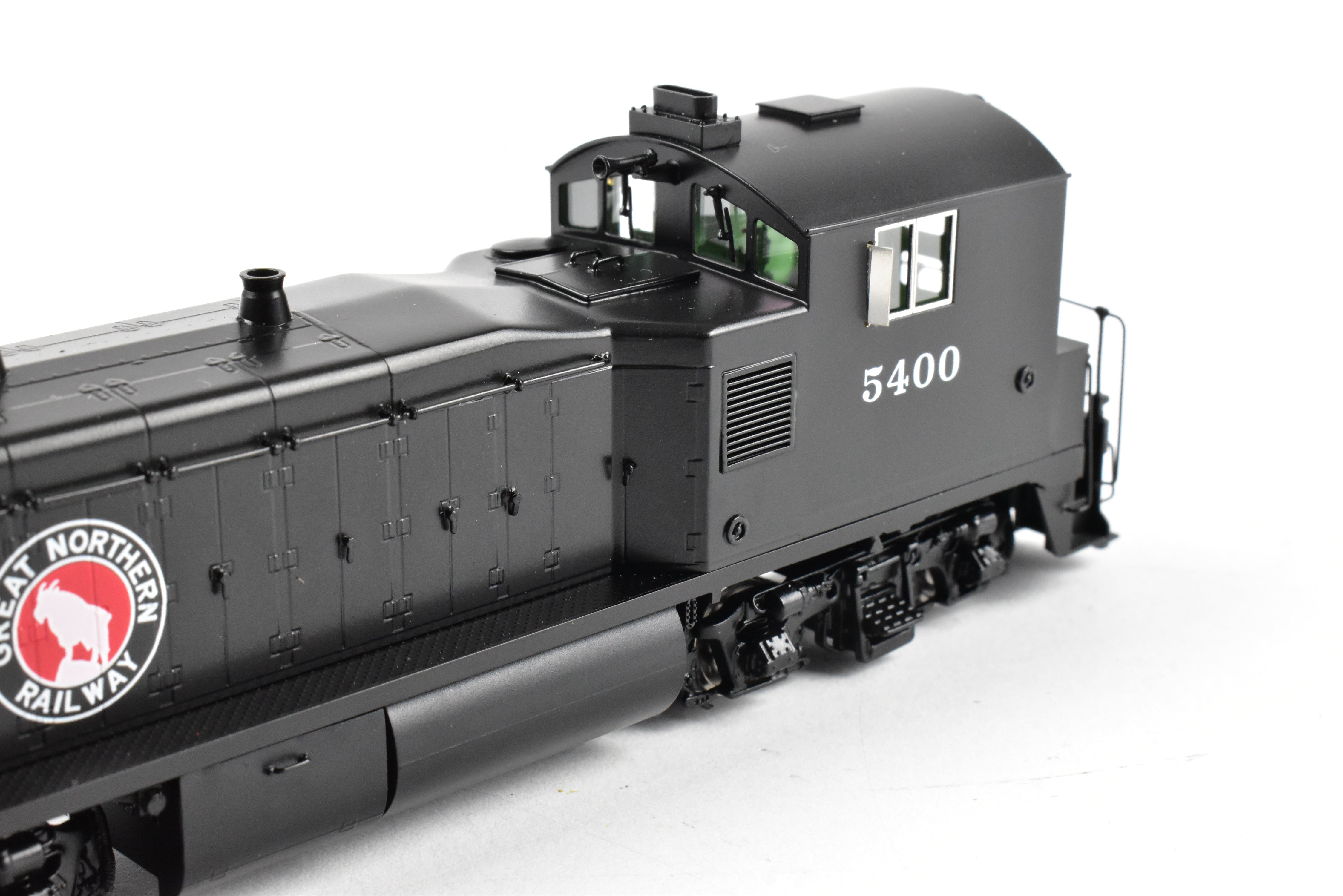 HO Scale Brass Division Point Great Northern EMD NW - 3 No.5400 As - Delivered Black w/White Chevrons