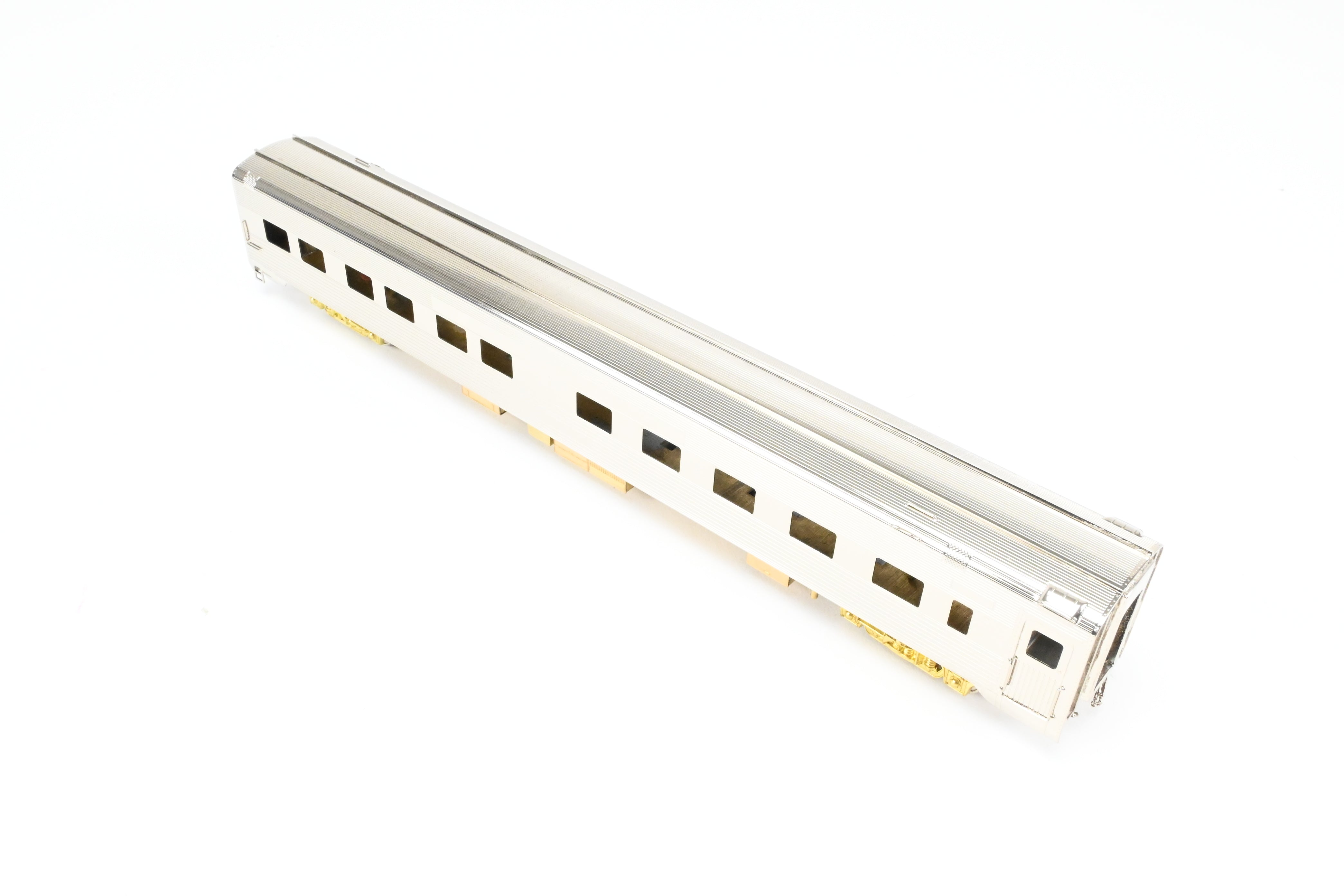 HO Scale Brass Cascade Models AT&SF - Santa Fe Budd Pine Series 10RMT - 6DBR Non - Skirted Sleeper Model Train Car