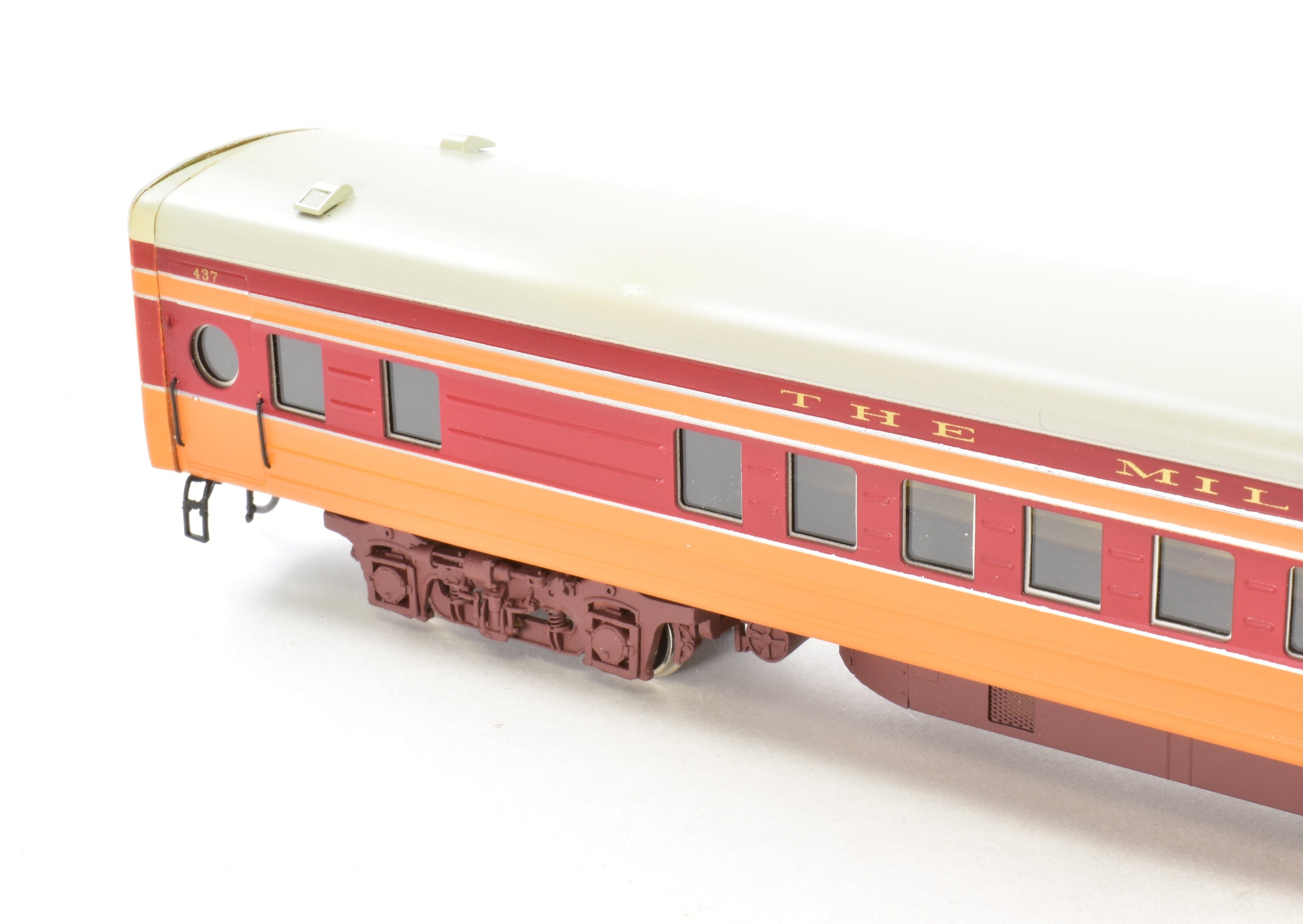 HO Scale Brass Model Train Set - Precision Scale Co. Milwaukee Road 1939 Hiawatha 9 - Car Factory - Painted Set