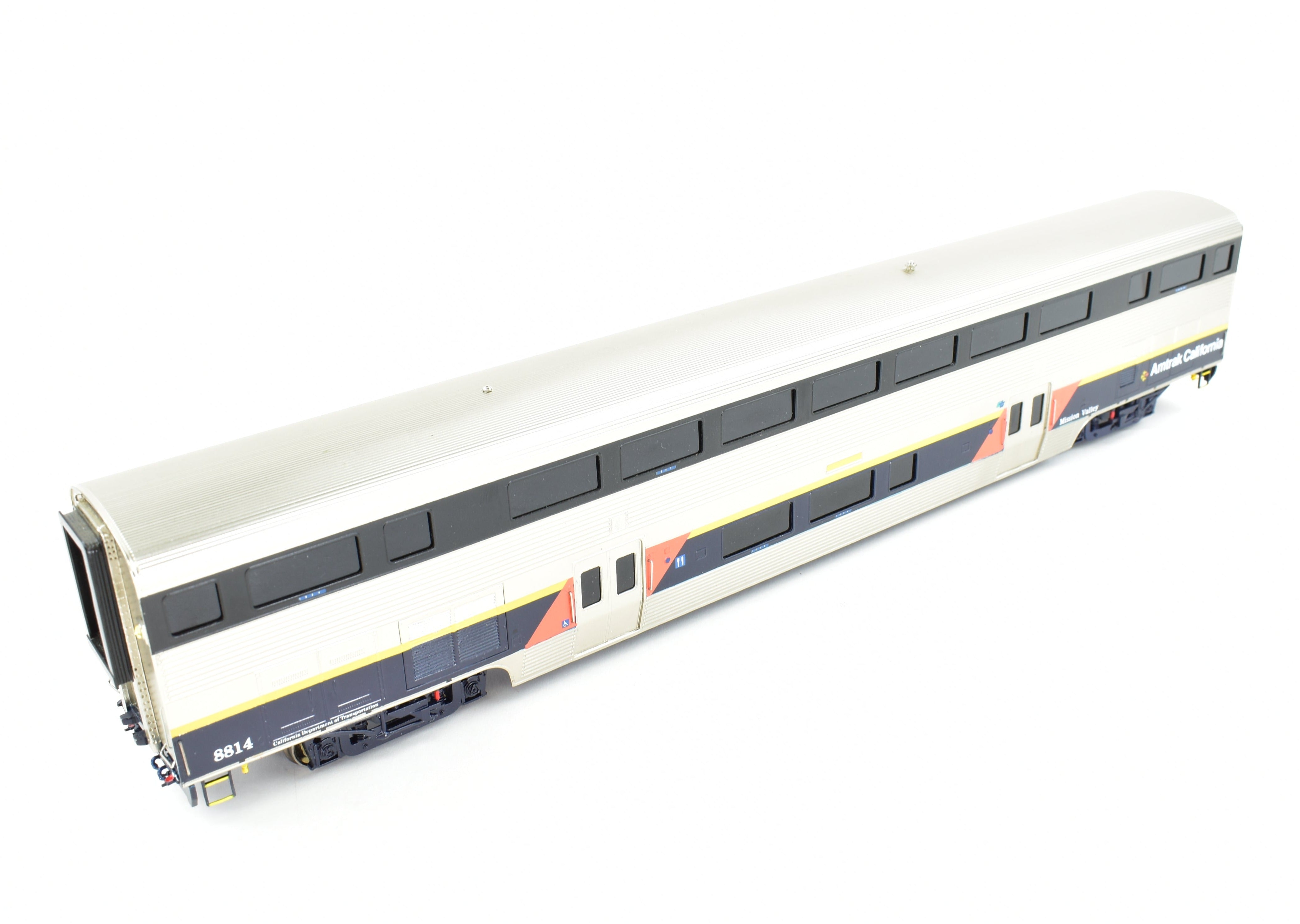 HO Scale Brass Amtrak California Dining Car Model by Overland Models, Inc.