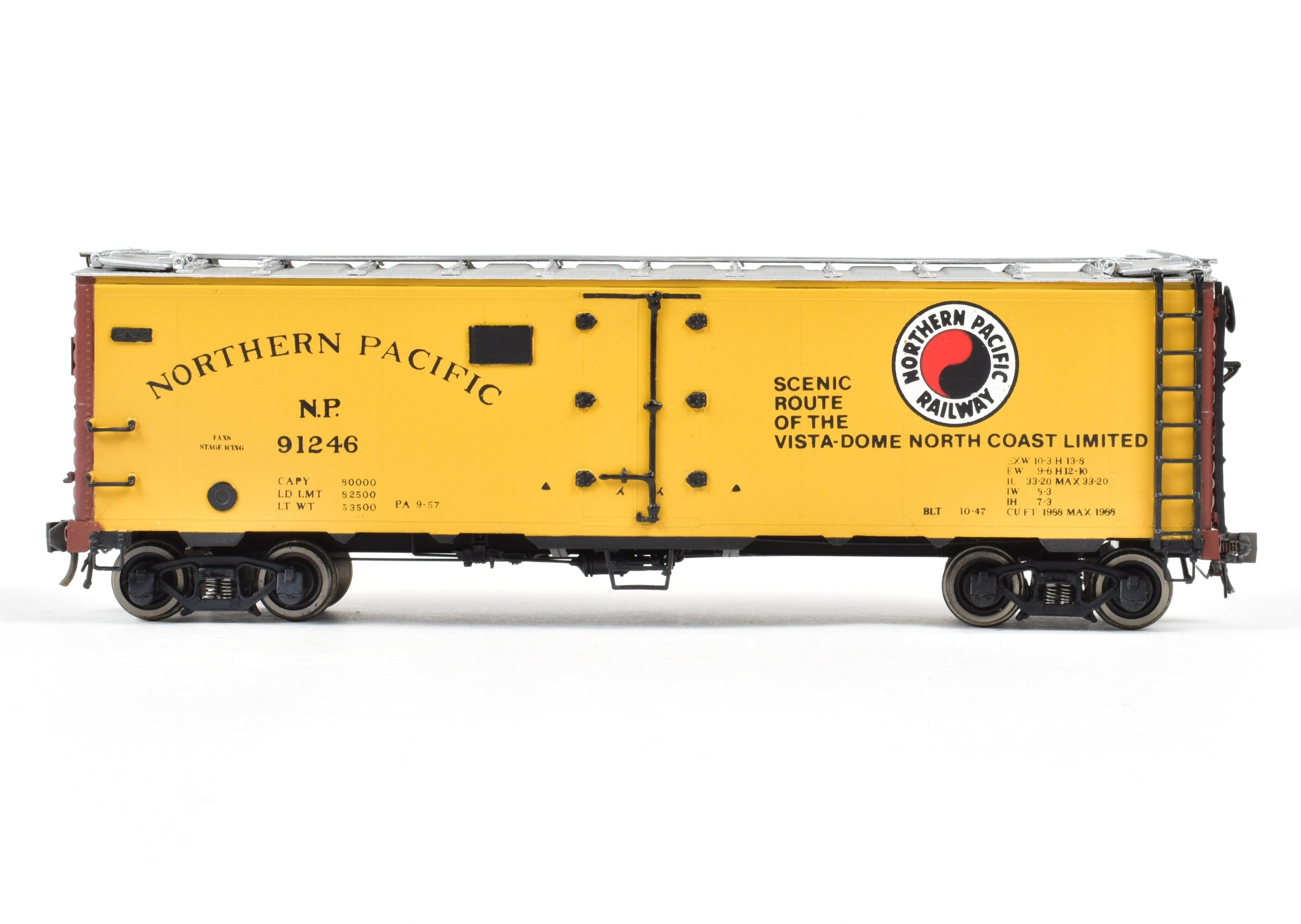 HO Scale Brass CIL - Challenger Imports North Pacific Steel Ice Refrigerator Freight/Passenger Car with Light Weathering and 'Scenic Route of The Vista - Dome North Coast Limited' Design