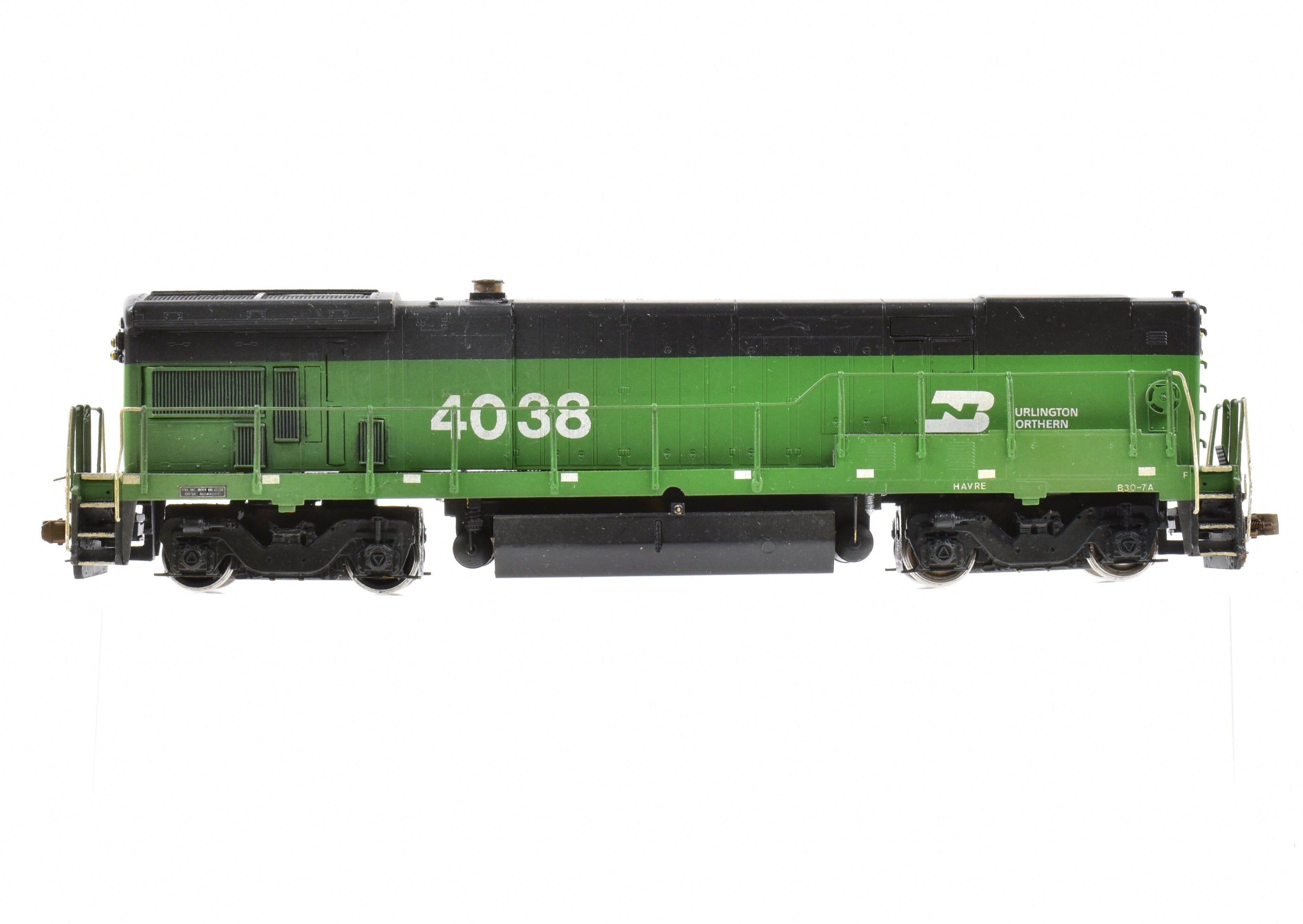 Custom-Built & Painted HO Brass Oriental Limited Burlington Northern B30 - 7A Cab - less Booster