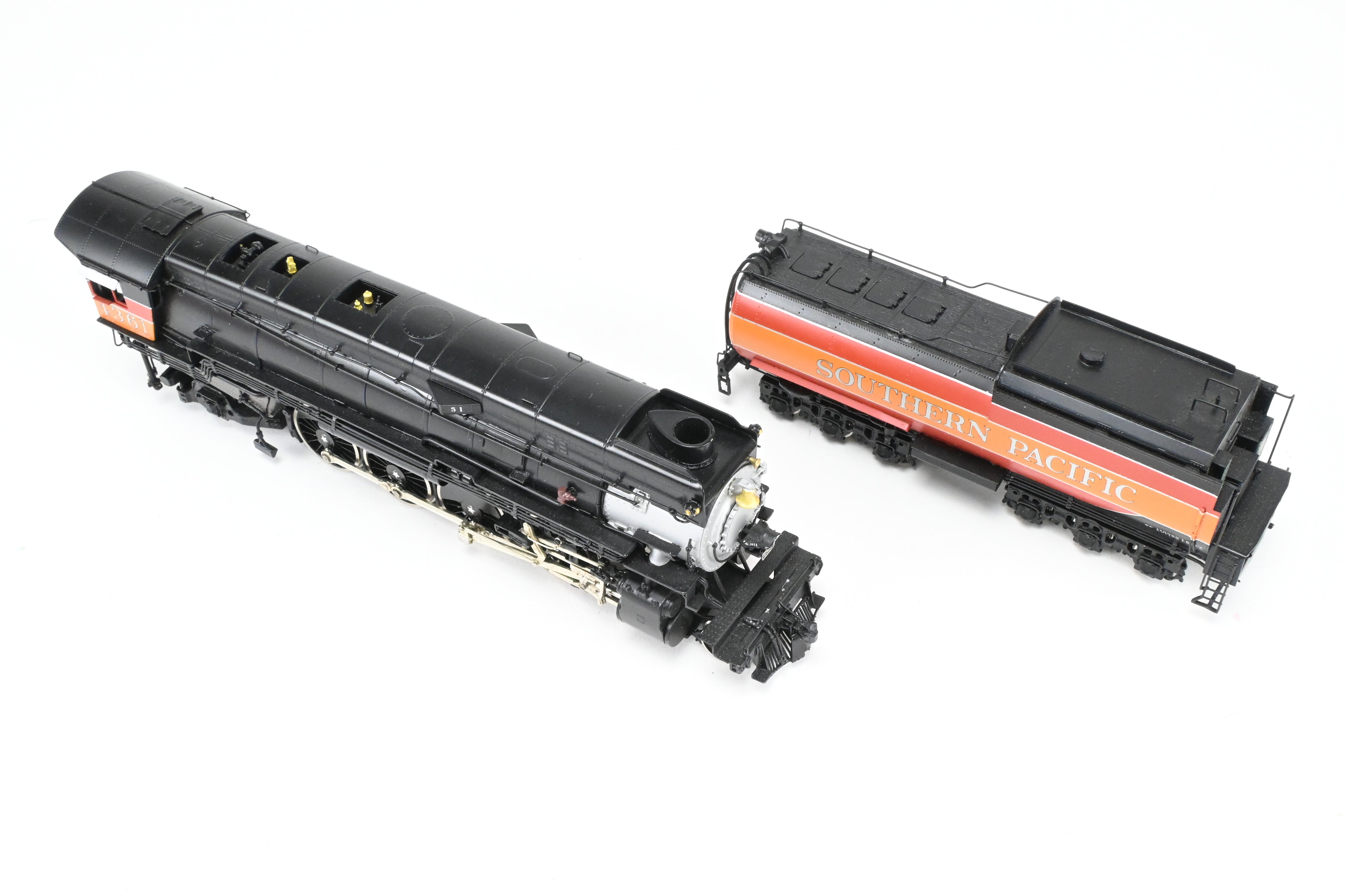 High - Quality HO Scale Brass CON Key Imports Southern Pacific MT - 4 4 - 8 - 2 Semi - Streamlined Mountain Steam Locomotive Model FP in Partial Daylight Scheme, Number #4361