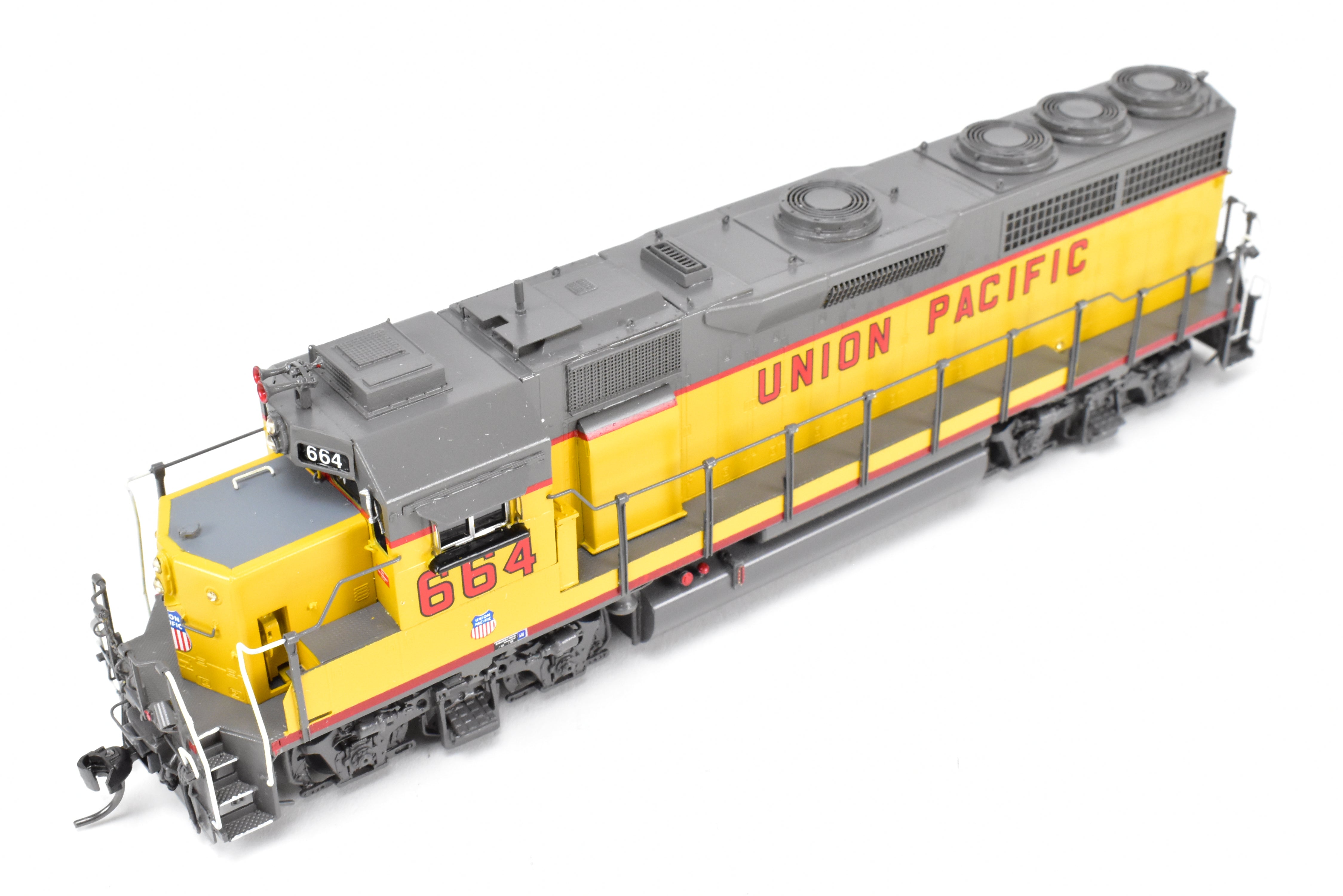 HO Scale Brass Locomotive Model - OMI - Overland Models, Inc. Union Pacific (Former WP) EMD GP40 Professionally Painted Engine #664