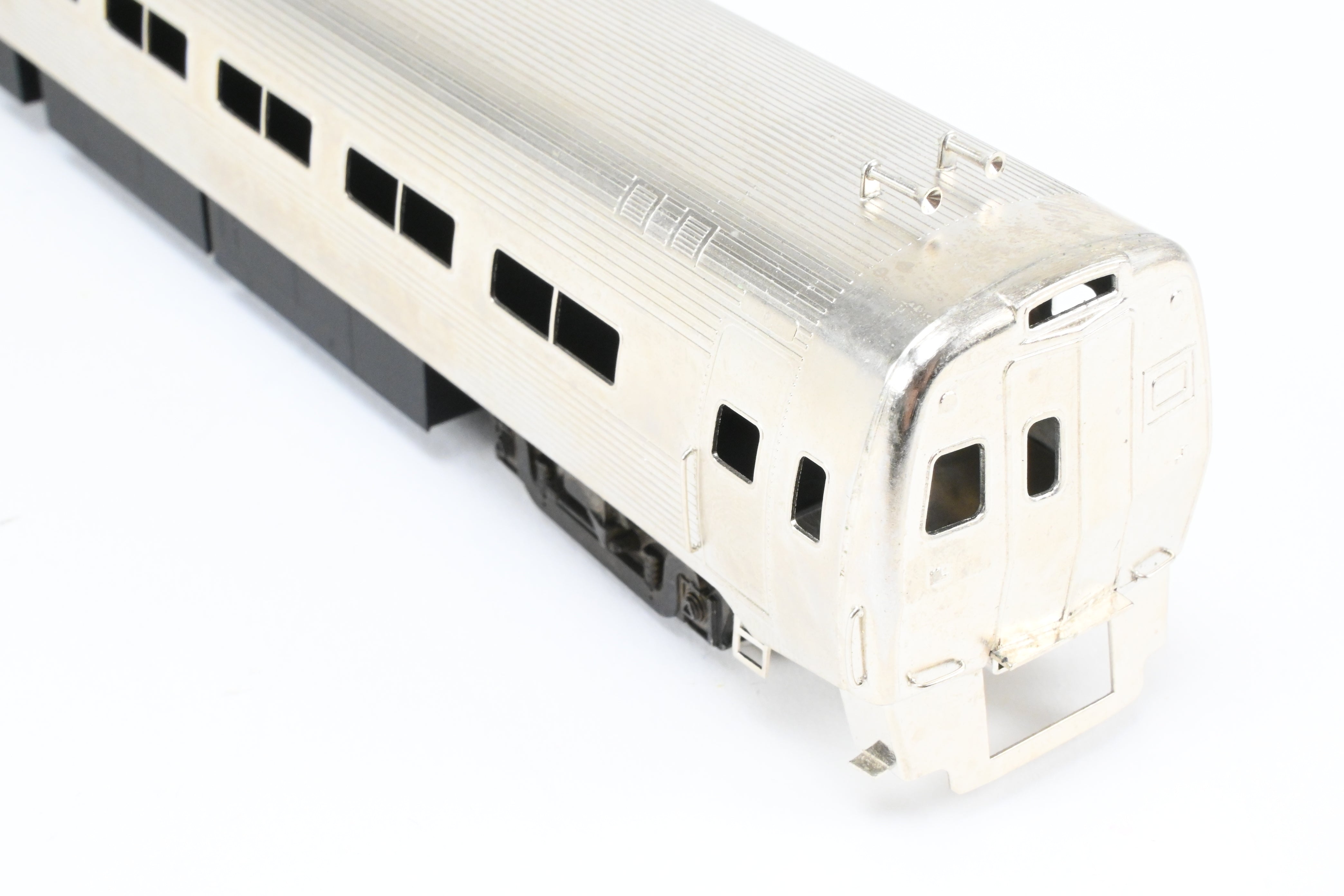 HO Scale Brass Gem Models Collectible PC - Penn Central/Amtrak Budd Metroliner 2-Car Set (1 Powered and 1 Non-Powered) with Factory Plated and Unlettered Finish