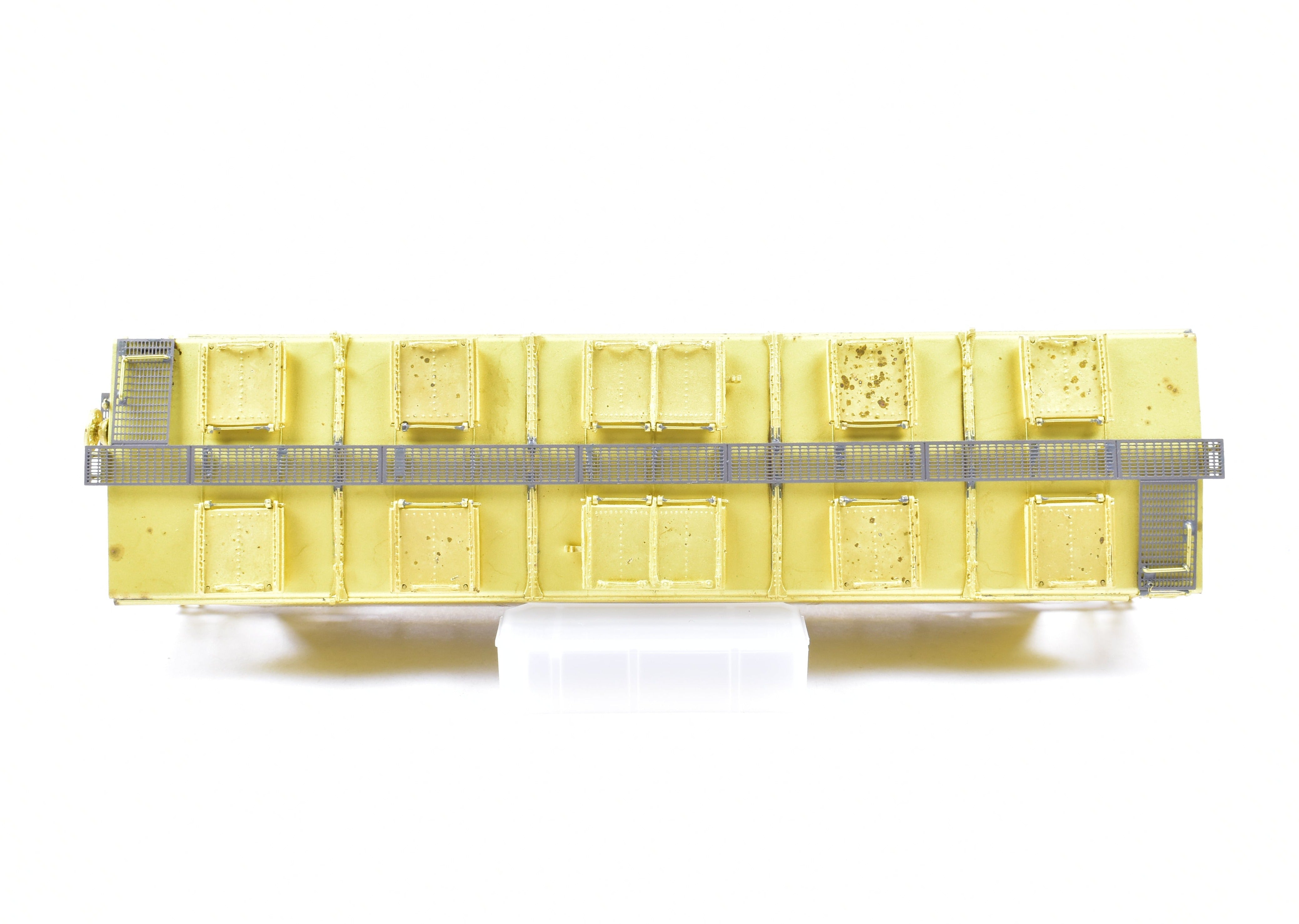 HO Scale Brass Canadian Pacific Slab Side Covered Hopper Model (S-20-C110 Series) by OMI - Overland Models, Inc.